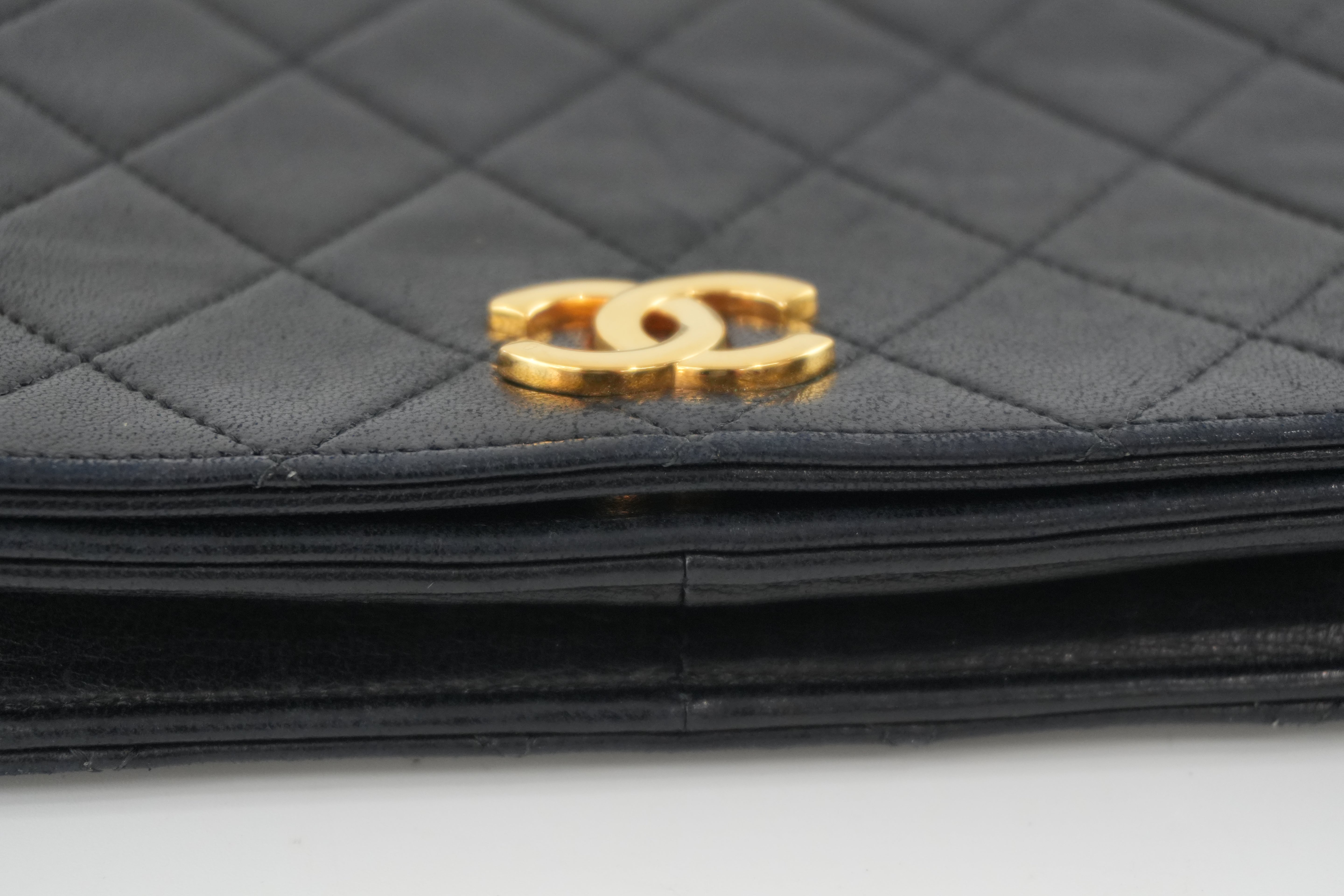 Chanel Lambskin Leather Chain Shoulder Bag Black Used