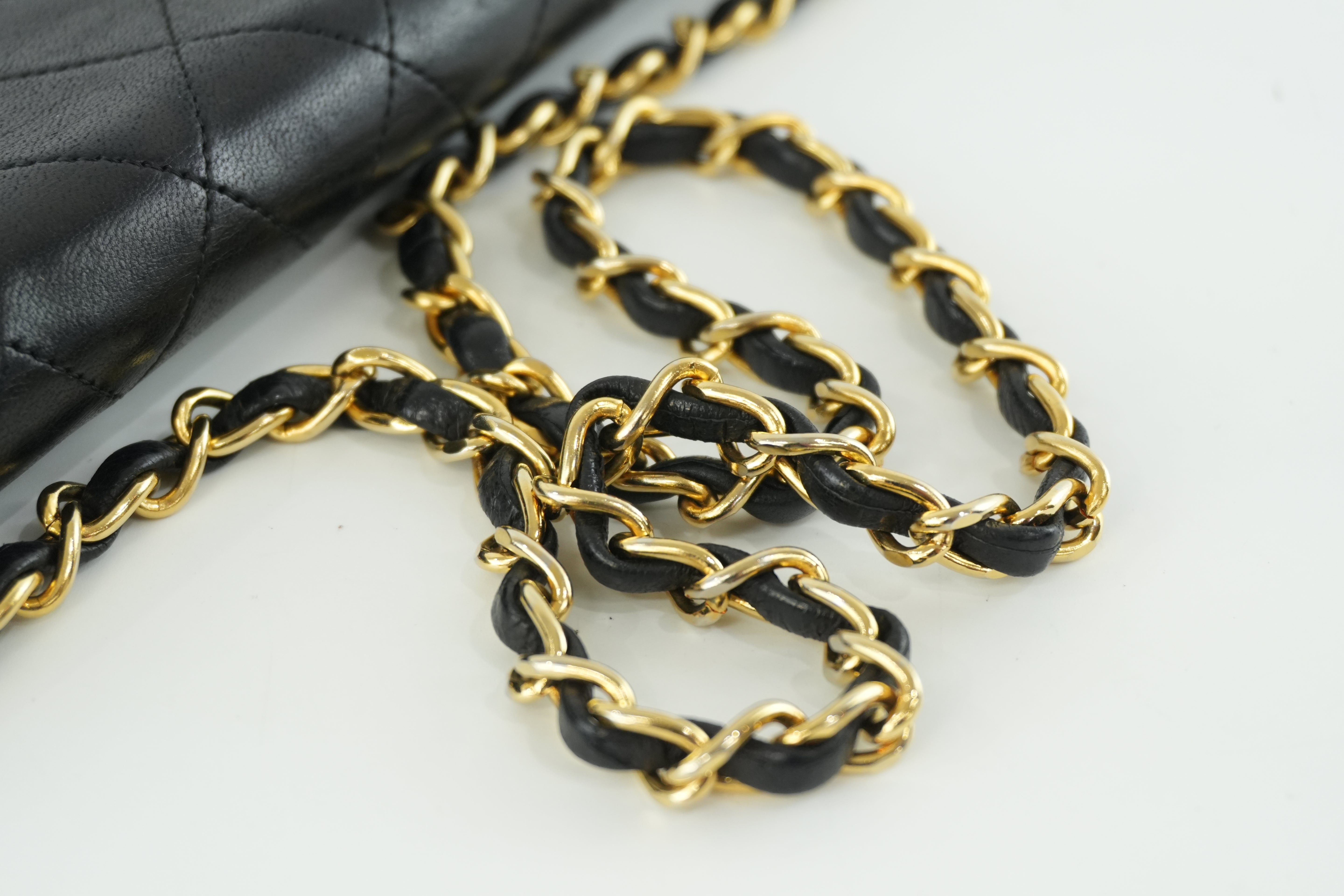 Chanel Lambskin Leather Chain Shoulder Bag Black Used