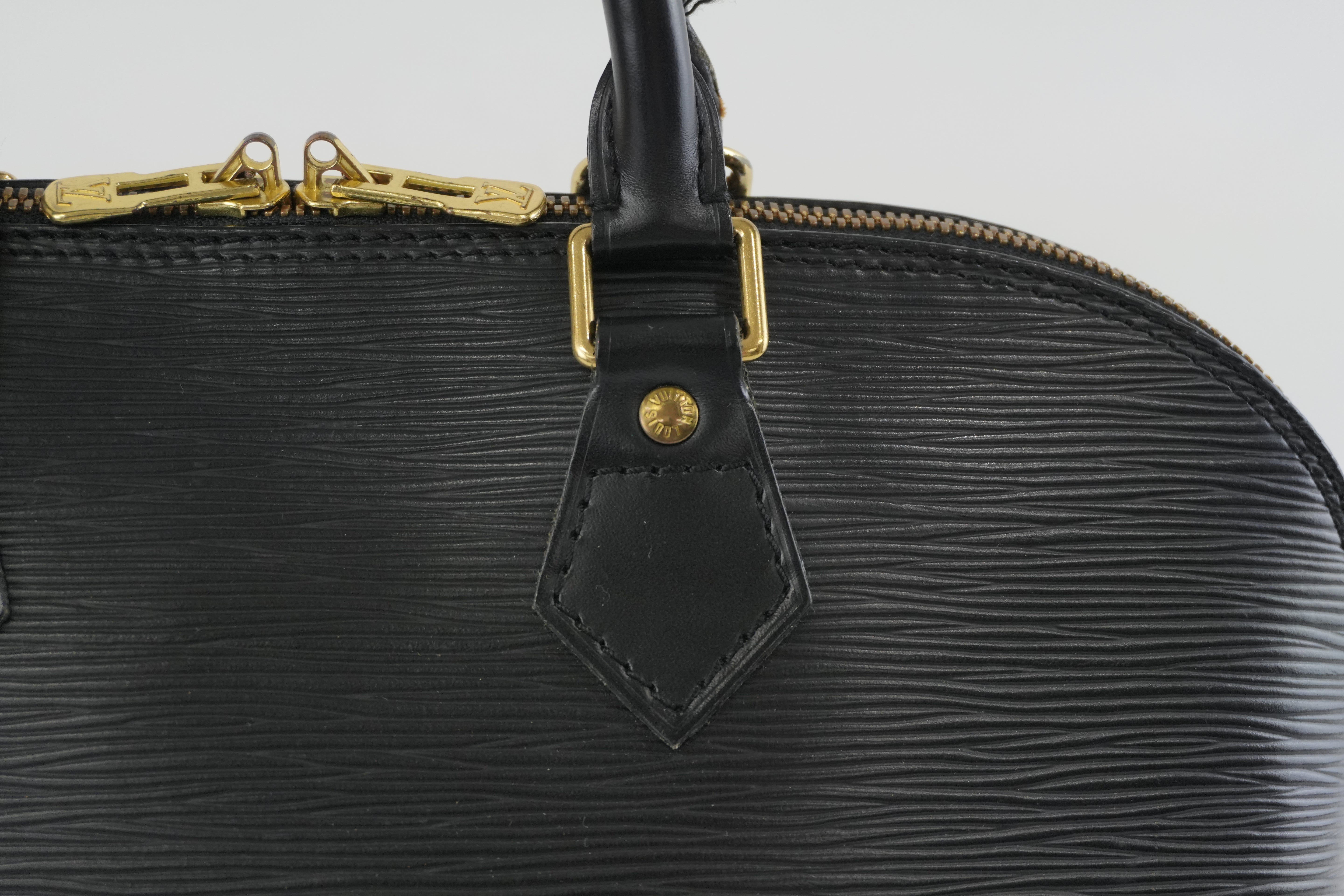 Louis Vuitton Epi Alma PM Black Used