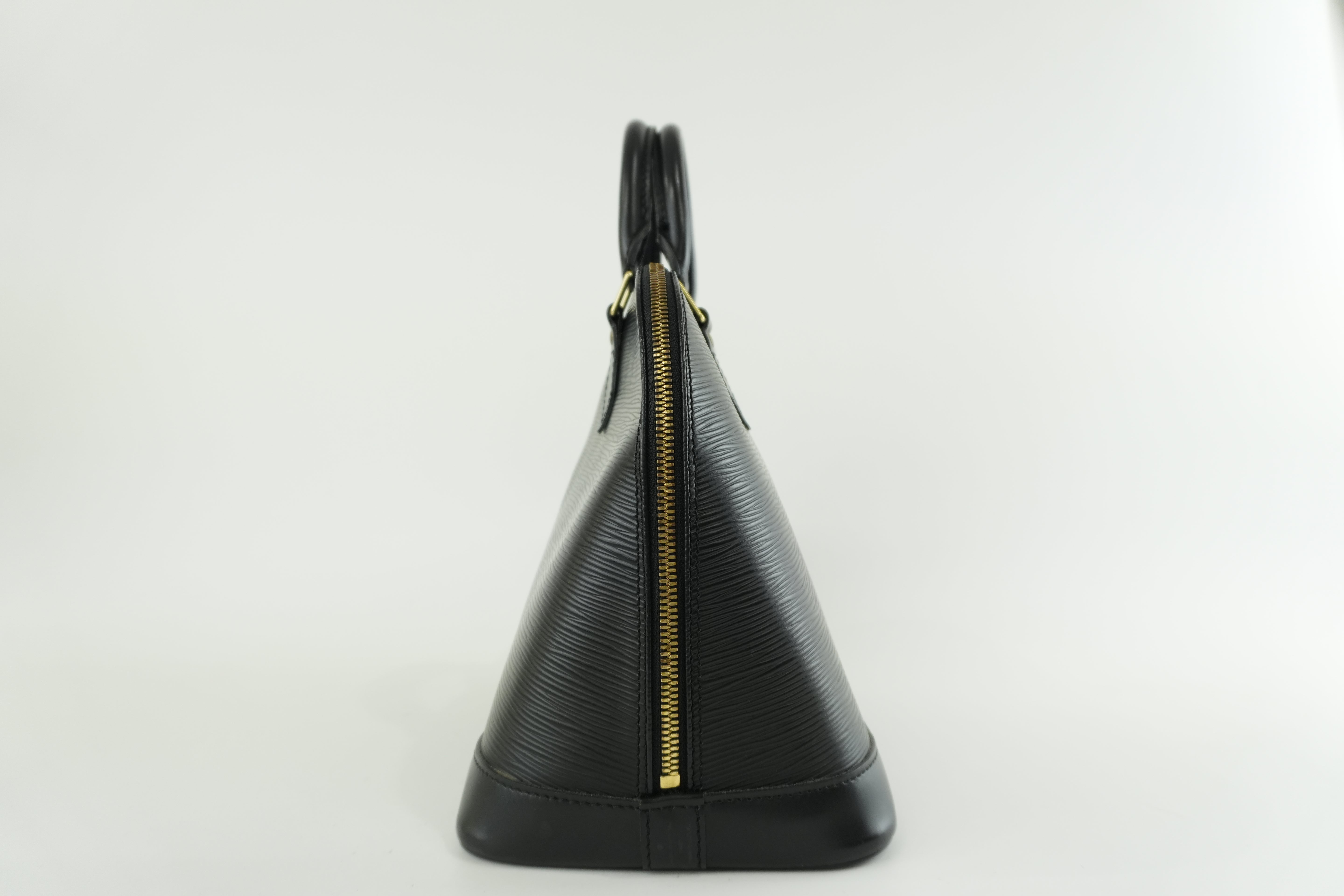 Louis Vuitton Epi Alma PM Black Used