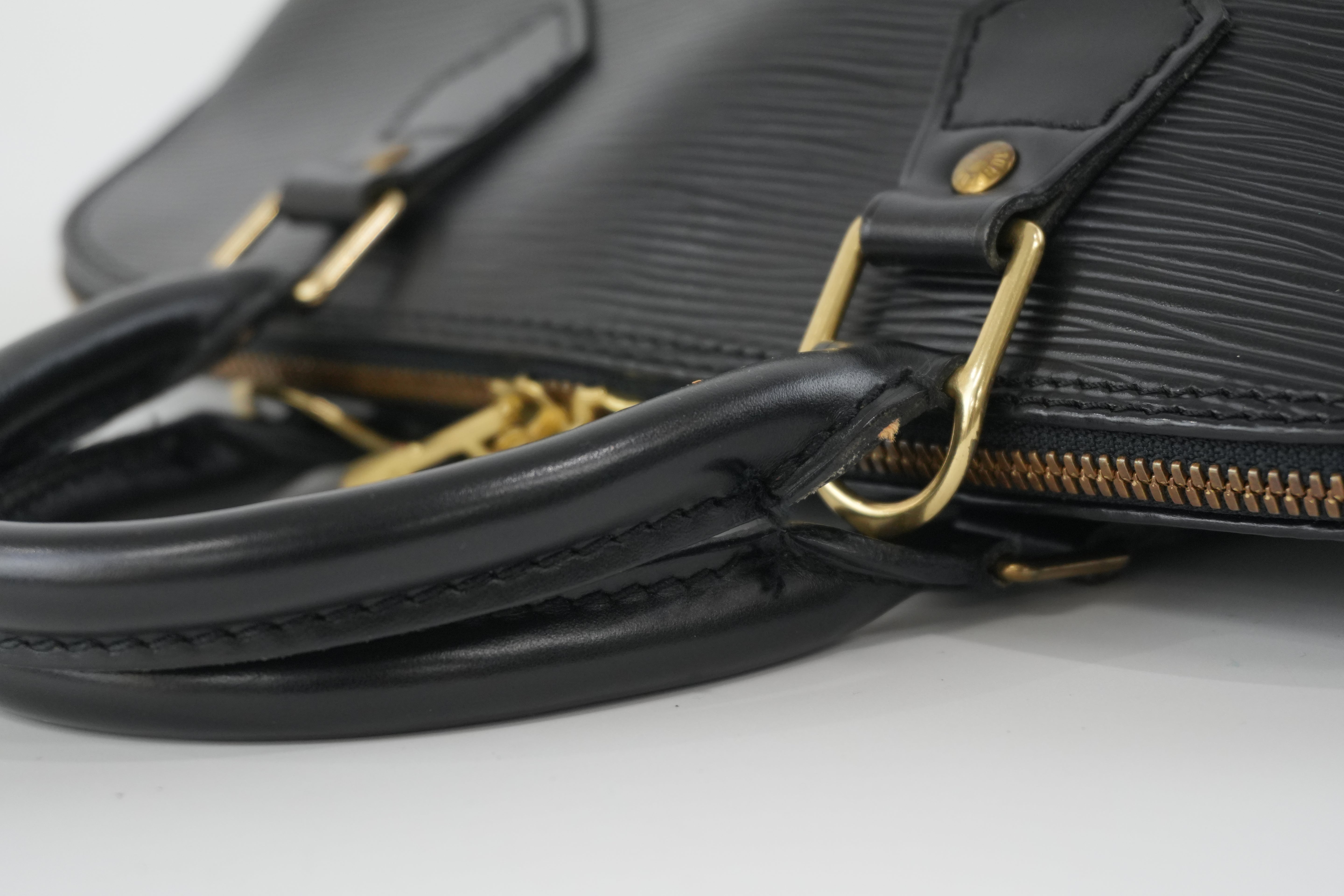 Louis Vuitton Epi Alma PM Black Used