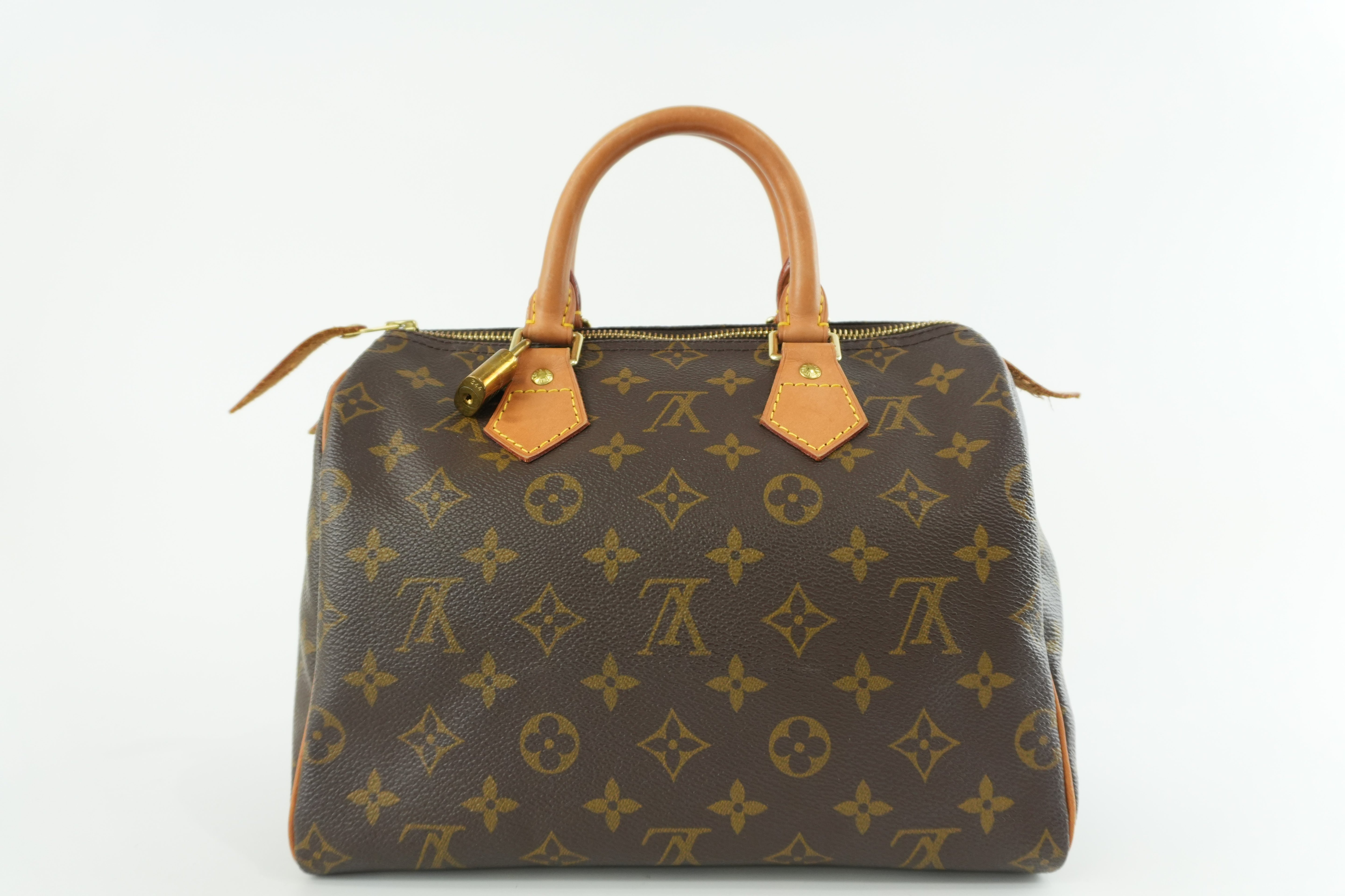 Pre-owned Louis Vuitton Monogram Speedy 25 Used