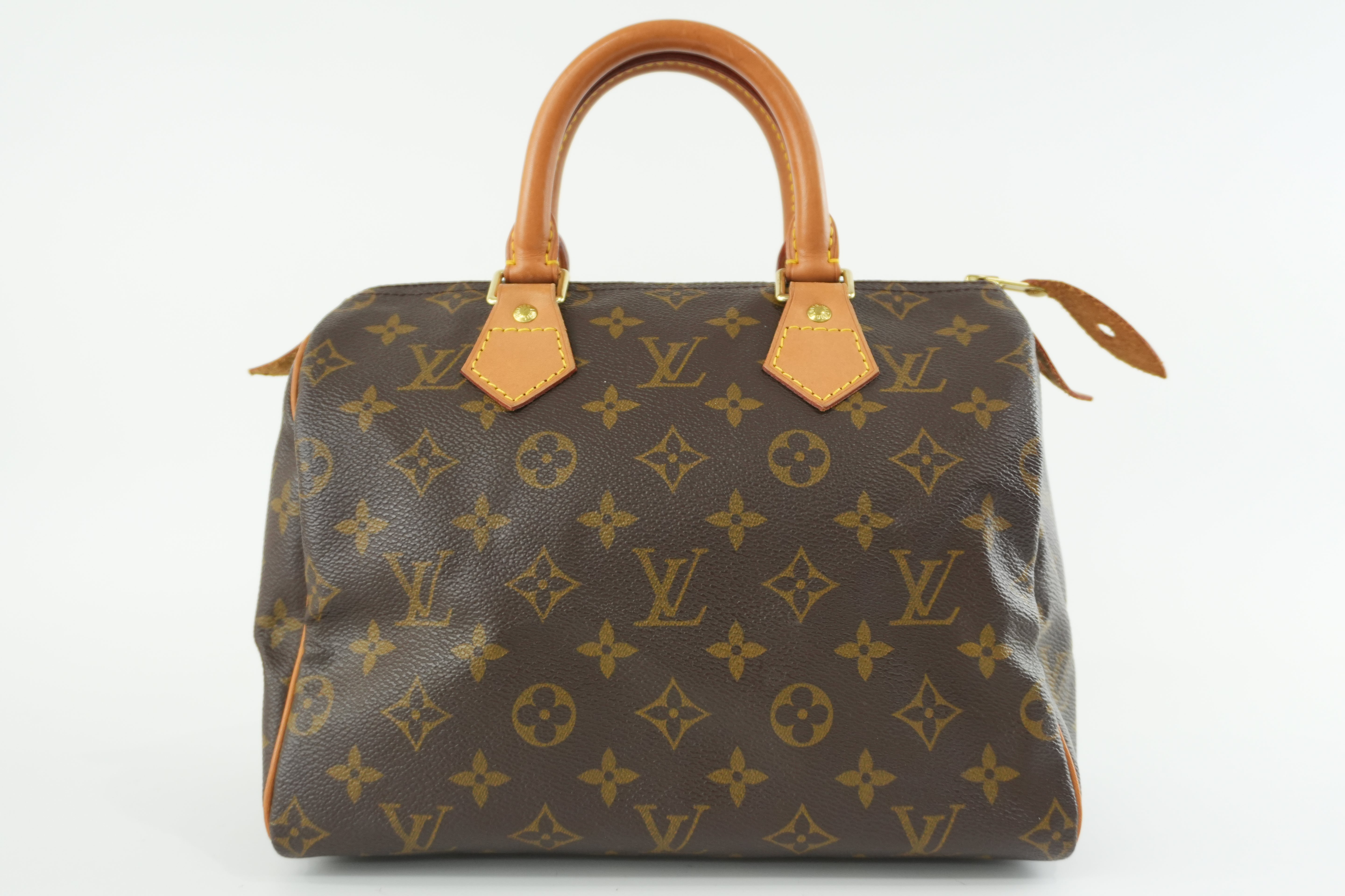 Pre-owned Louis Vuitton Monogram Speedy 25 Used