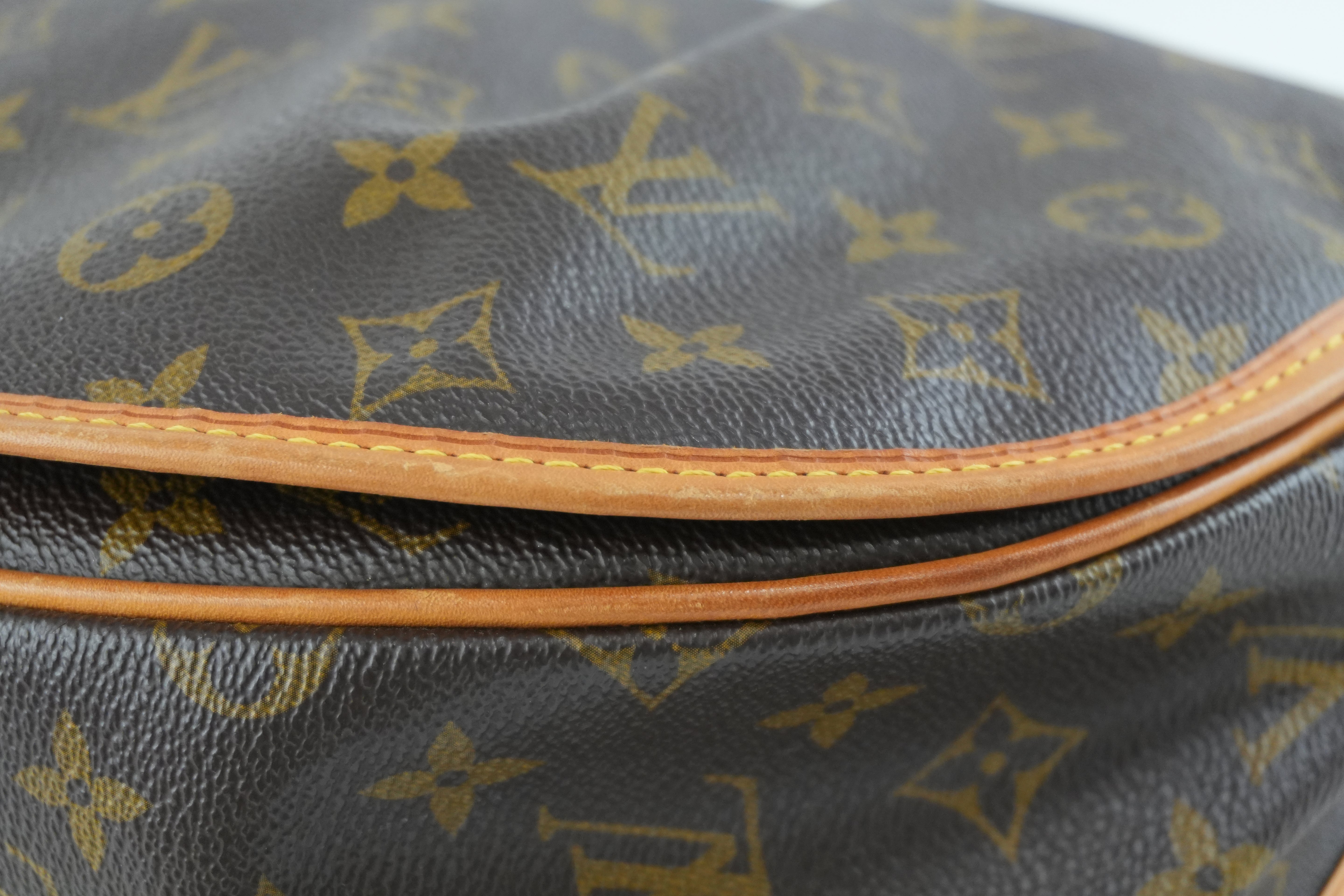 Louis Vuitton Monogram Menilmontant MM Shoulder Bag Used