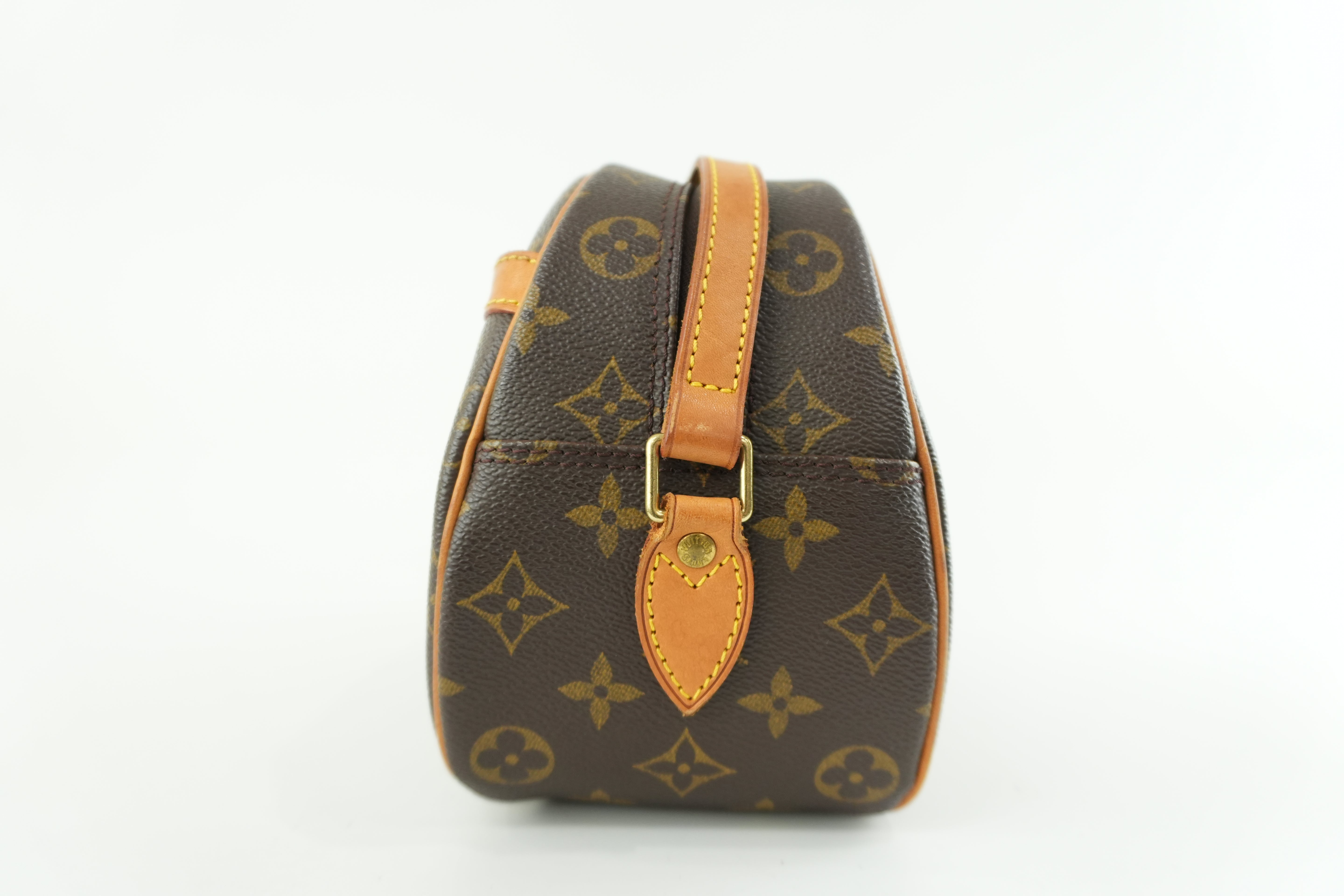 Louis Vuitton Monogram Blois Shoulder Bag Used