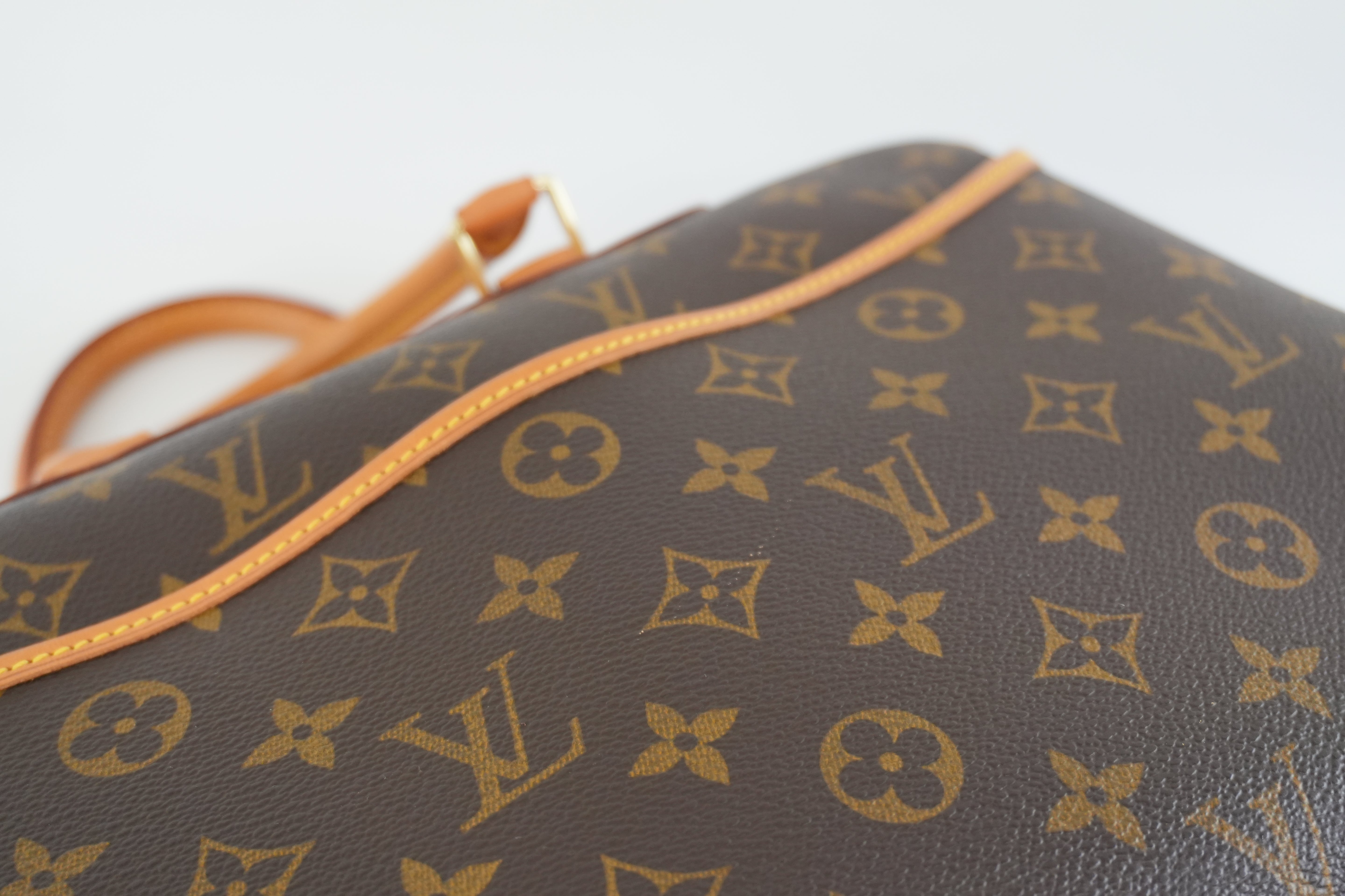Louis Vuitton Monogram Deauville Handbag Used