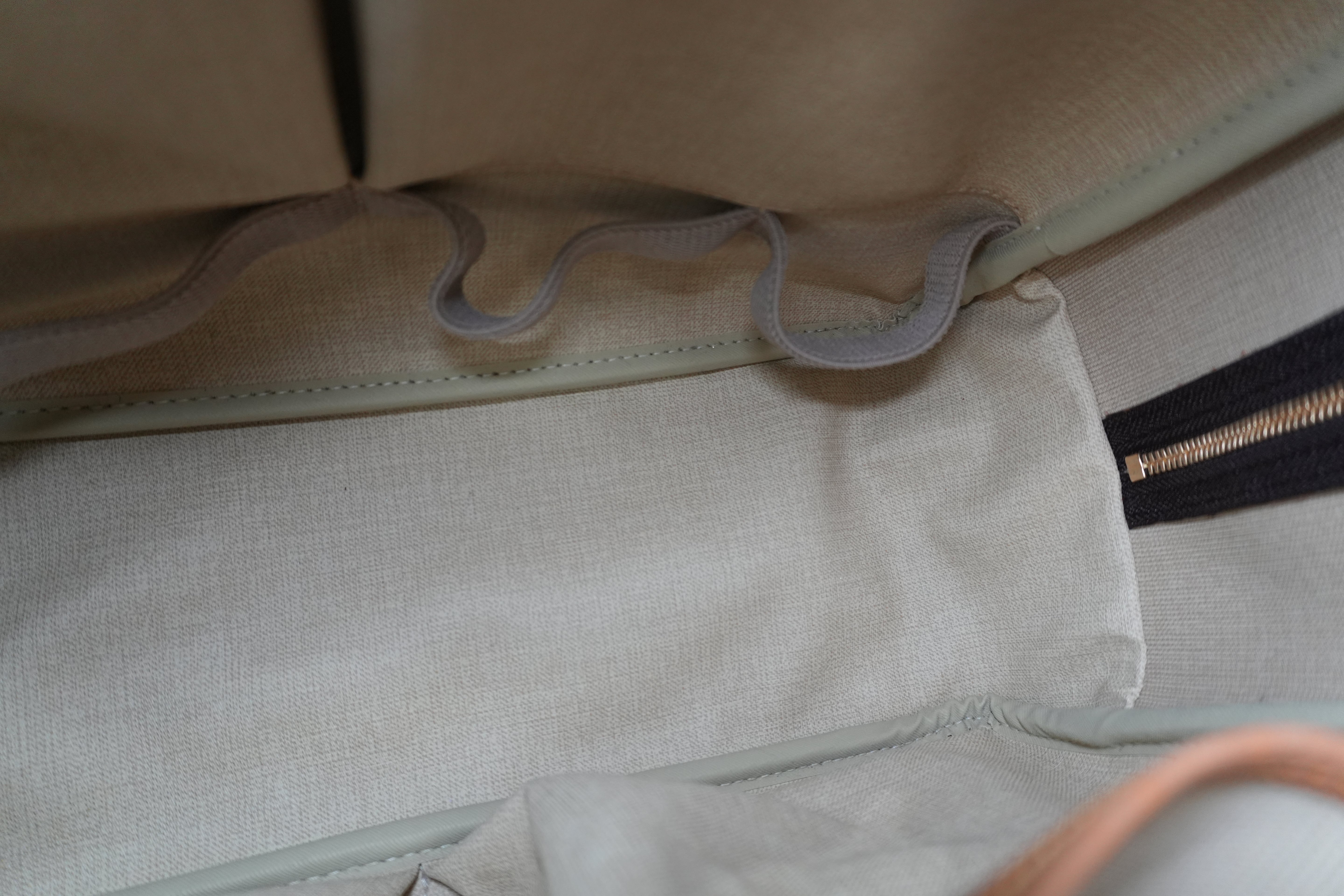 Louis Vuitton Monogram Deauville Handbag Used