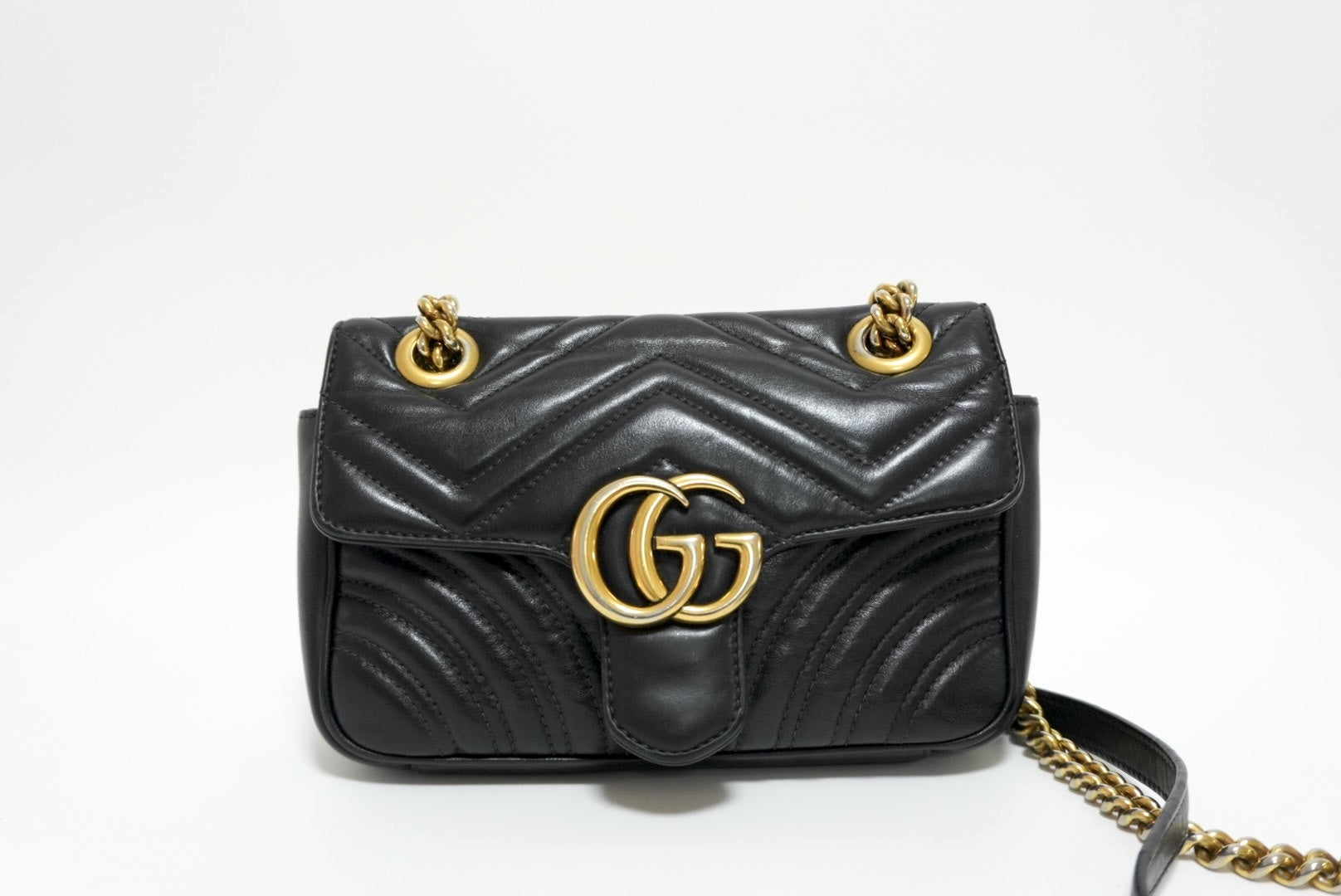 Gucci Mini Marmont Flap Used