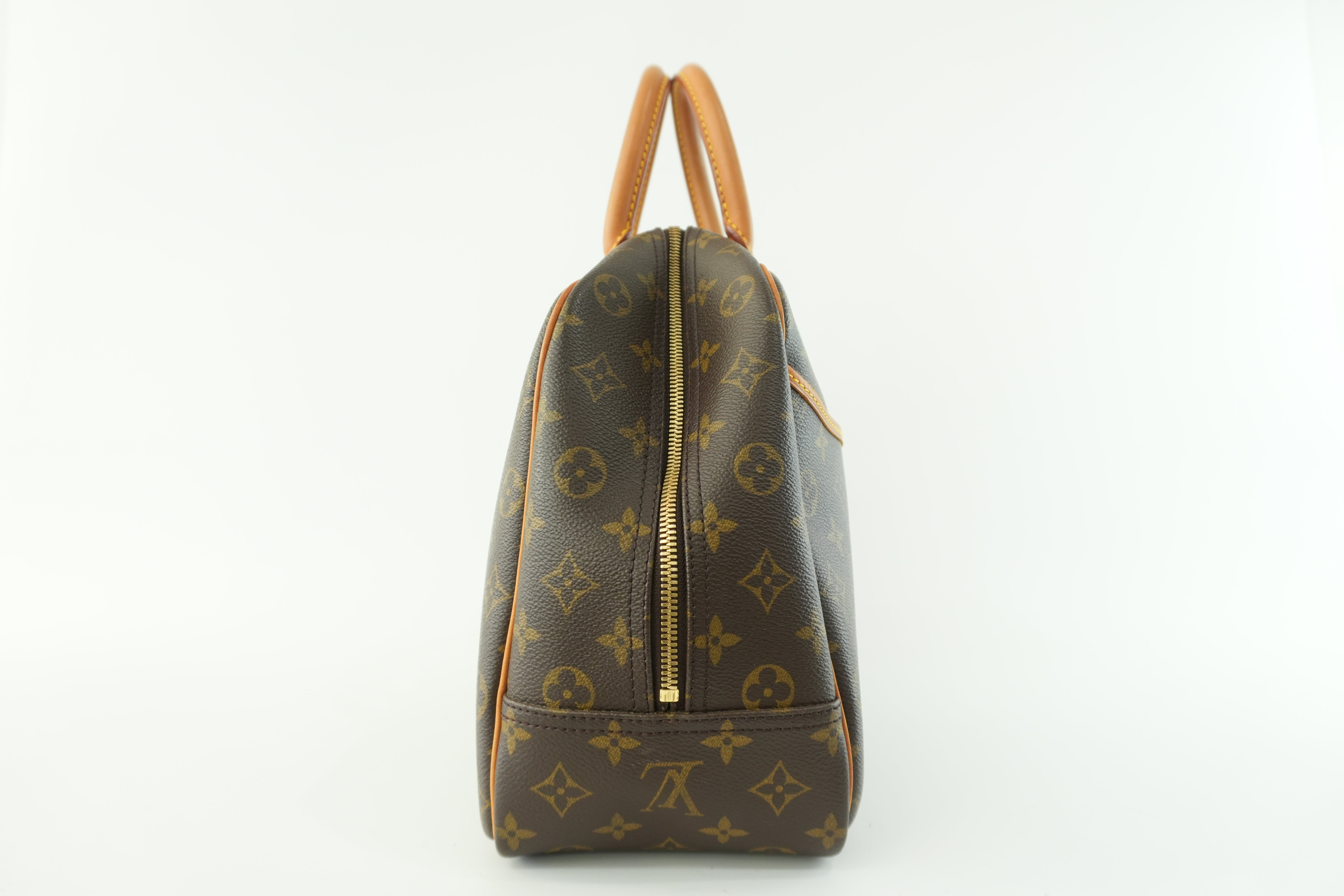 Louis Vuitton Monogram Deauville Handbag Used