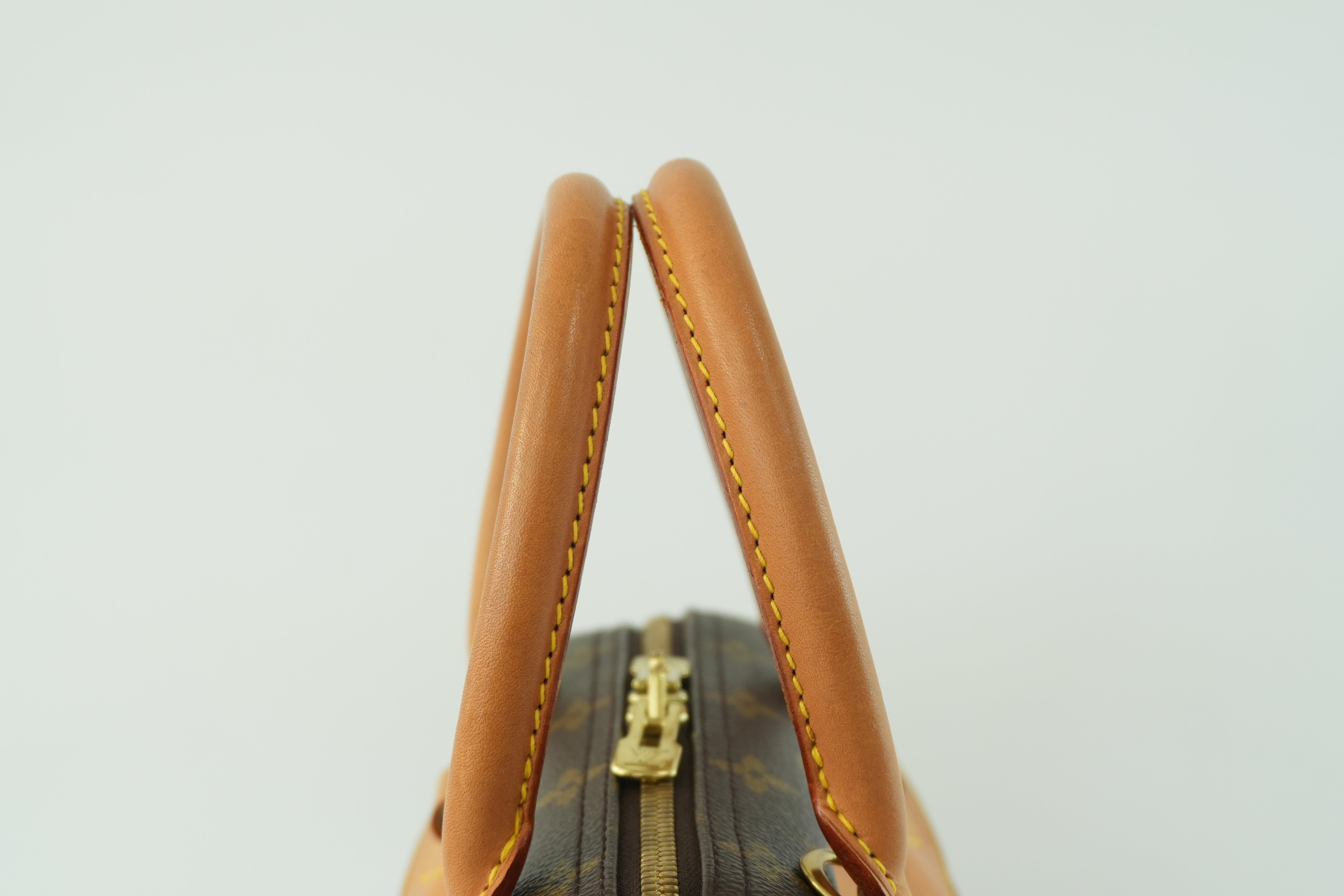 Louis Vuitton Monogram Deauville Handbag Used