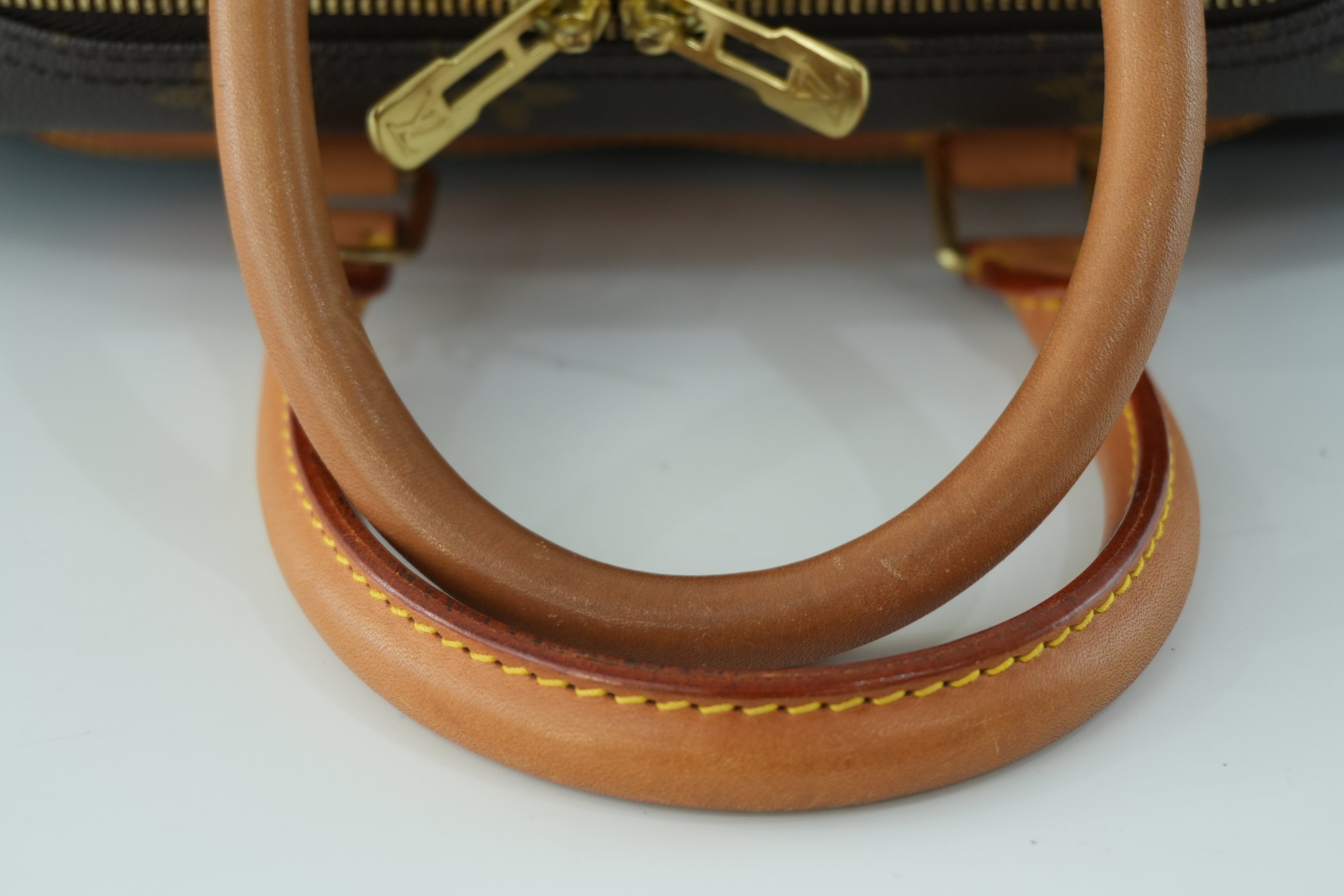 Louis Vuitton Monogram Deauville Handbag Used
