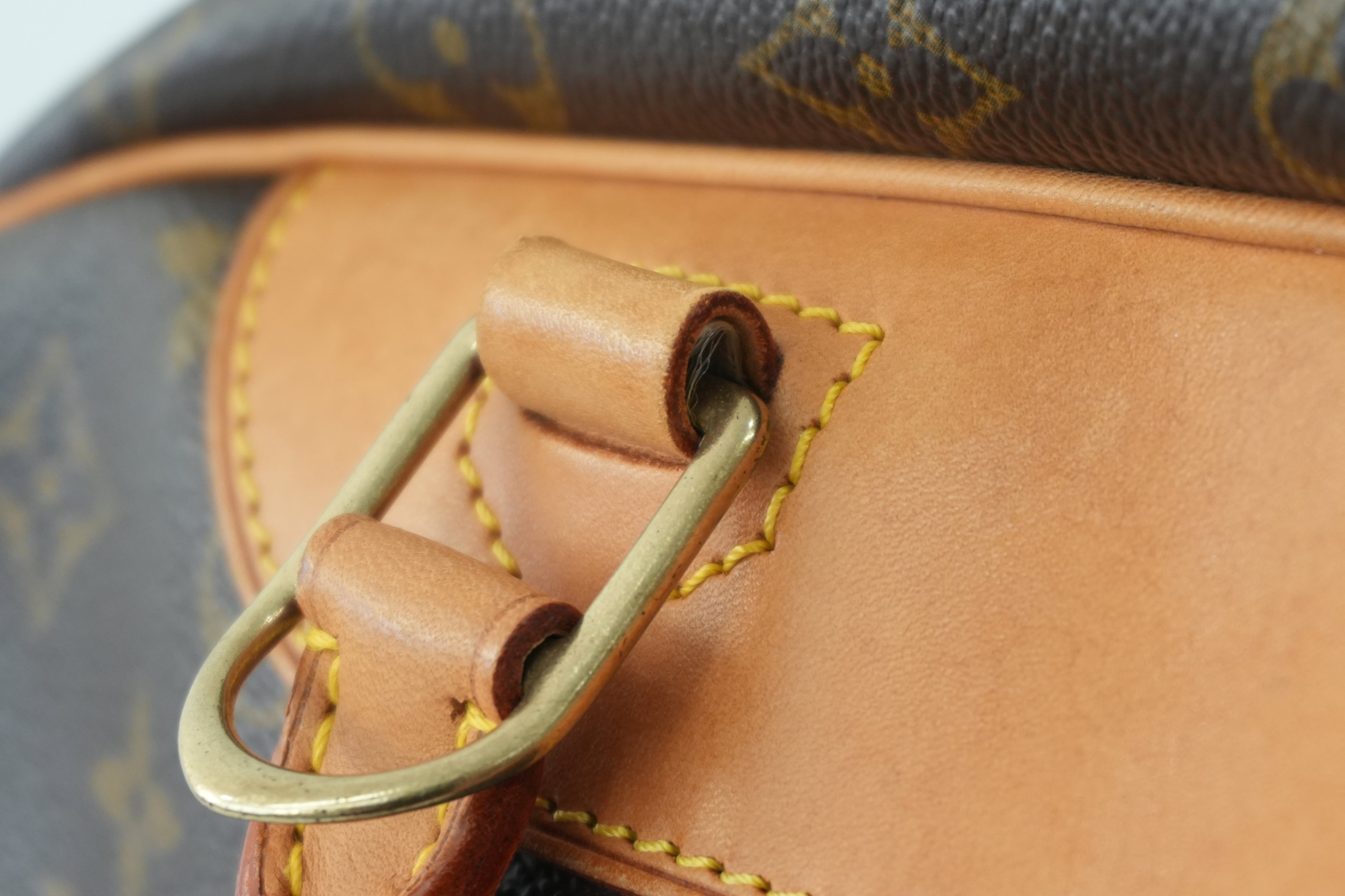 Louis Vuitton Monogram Deauville Handbag Used