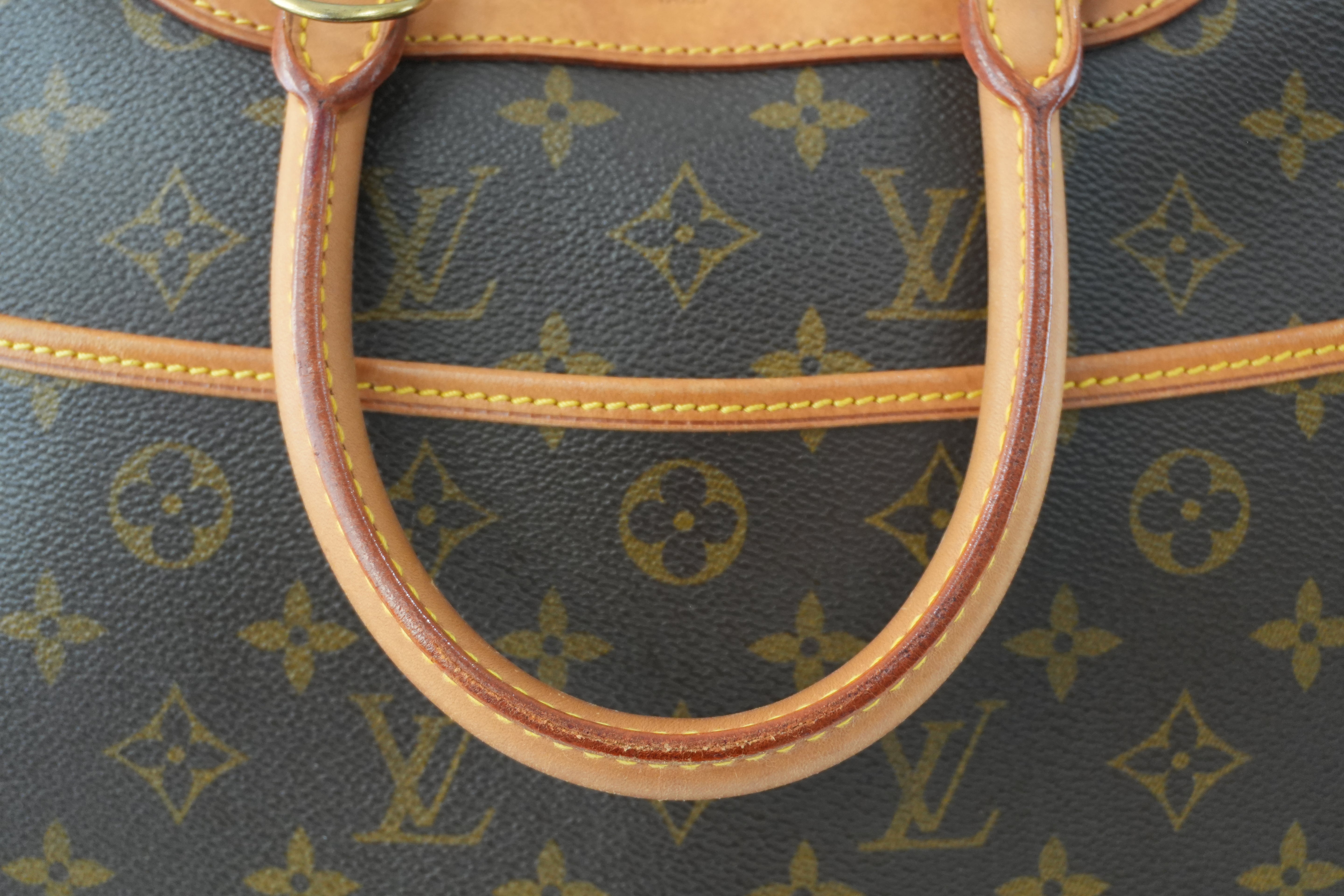 Louis Vuitton Monogram Deauville Handbag Used