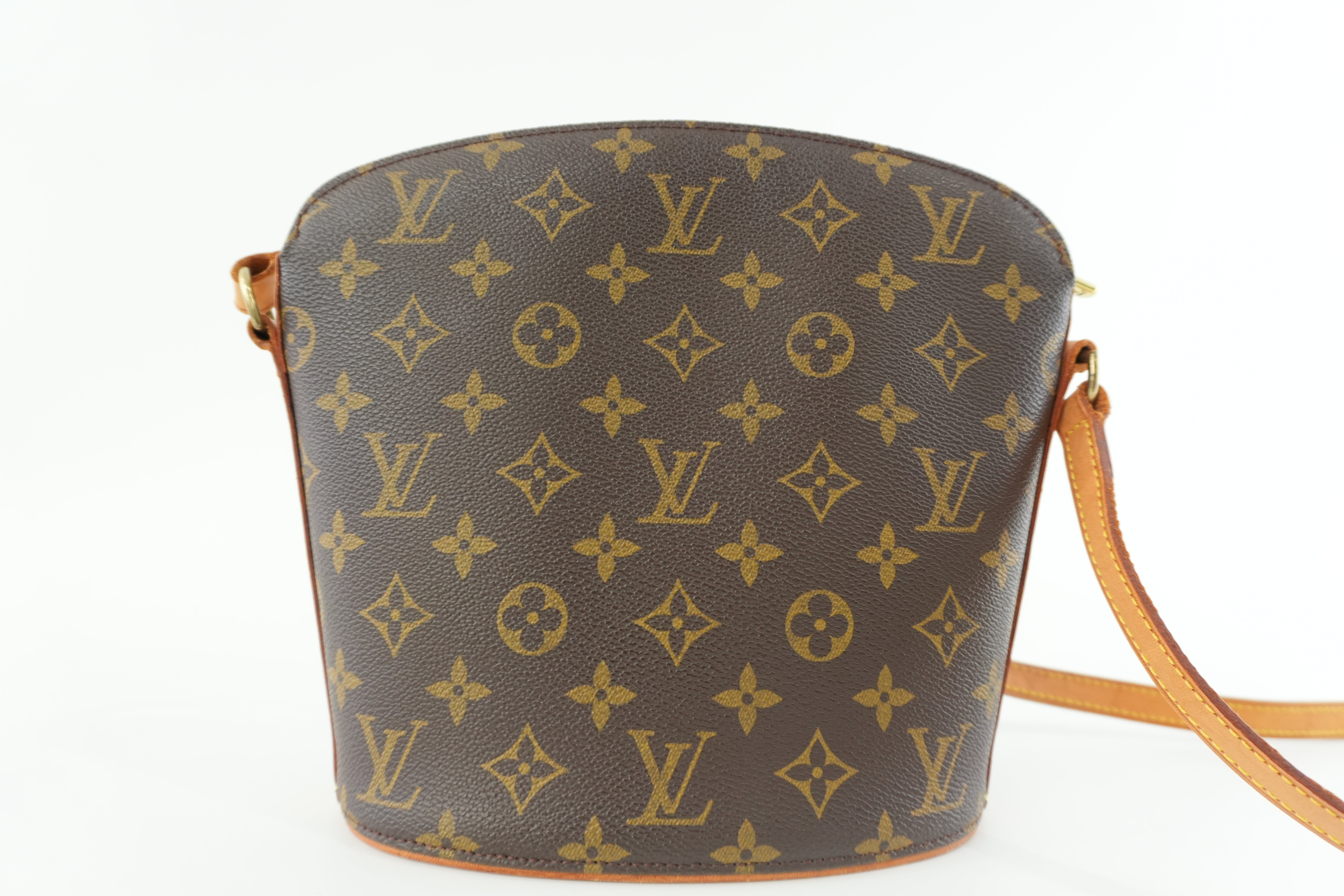 Louis Vuitton Monogram Drout Shoulder Bag Used