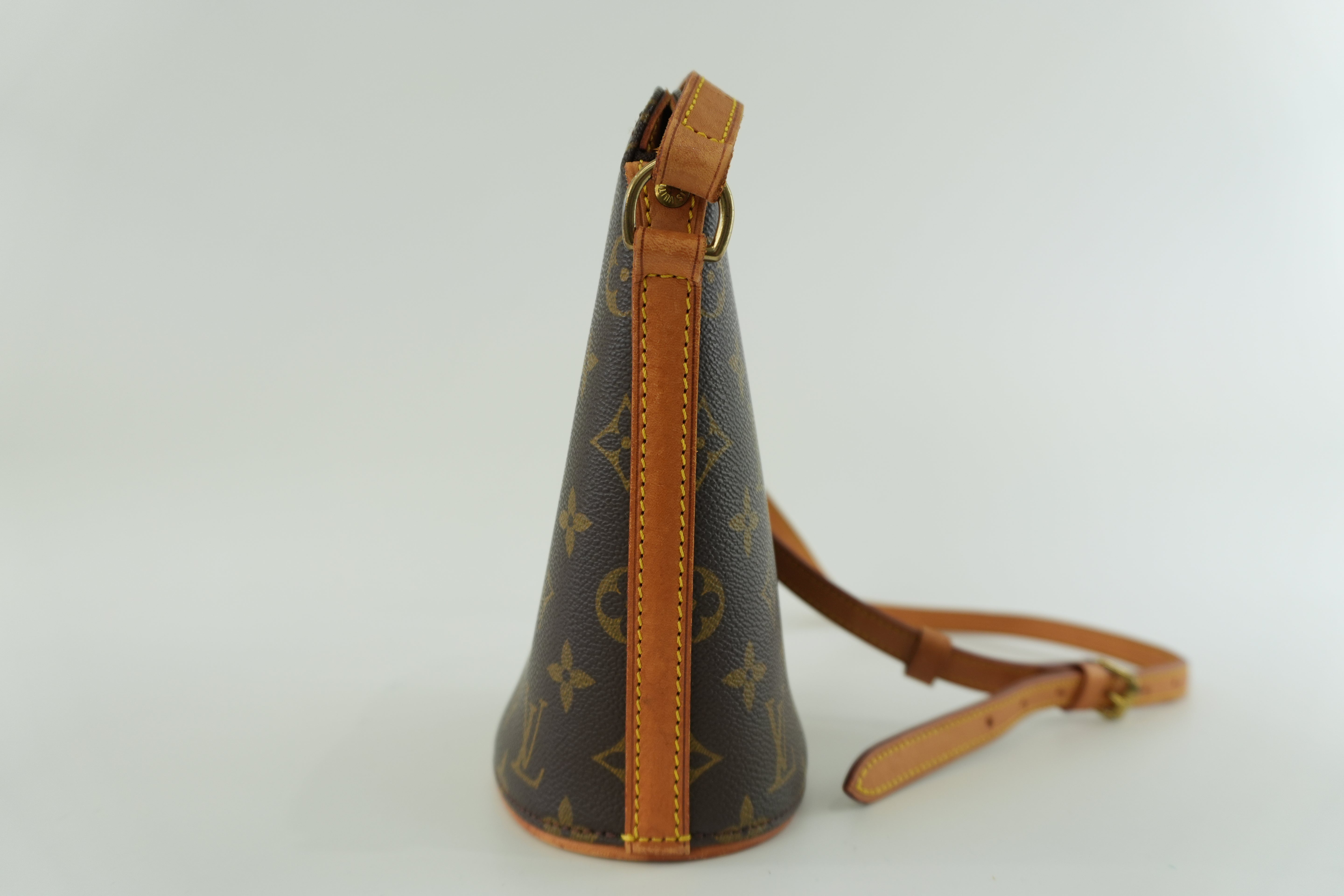Louis Vuitton Monogram Drout Shoulder Bag Used
