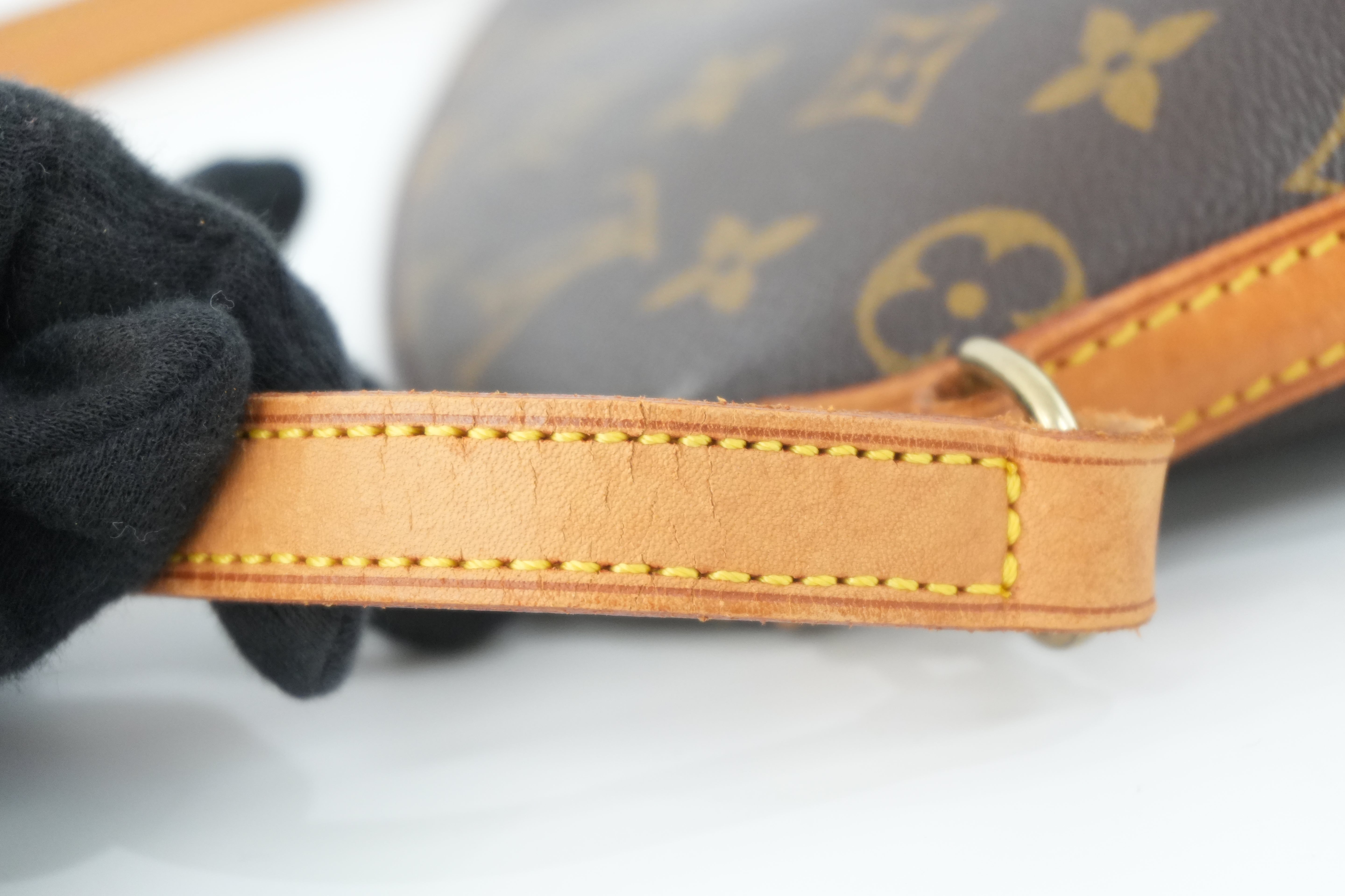 Louis Vuitton Monogram Drout Shoulder Bag Used