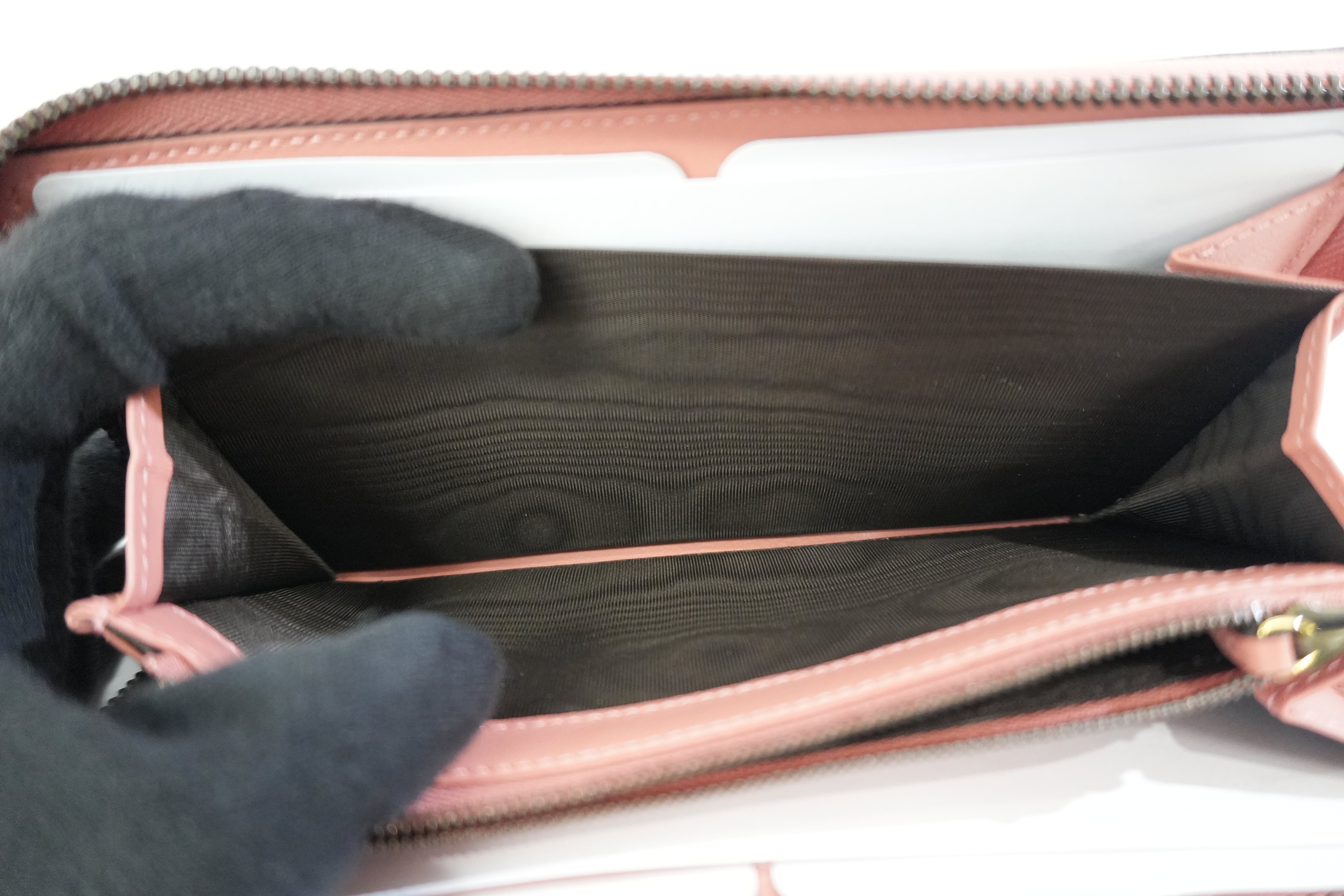 Gucci Snakeskin Leather Zippy Wallet Pink Used