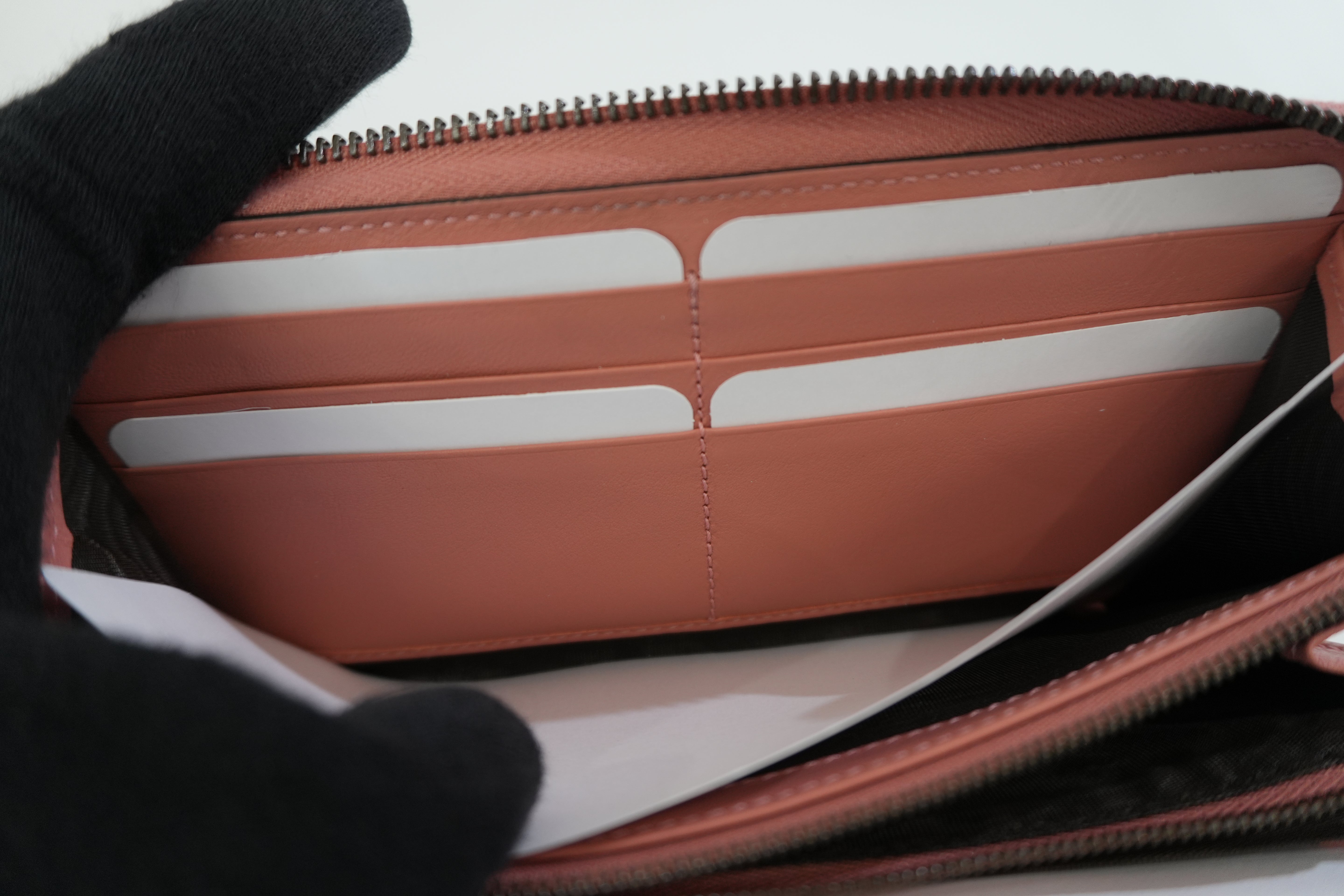Gucci Snakeskin Leather Zippy Wallet Pink Used