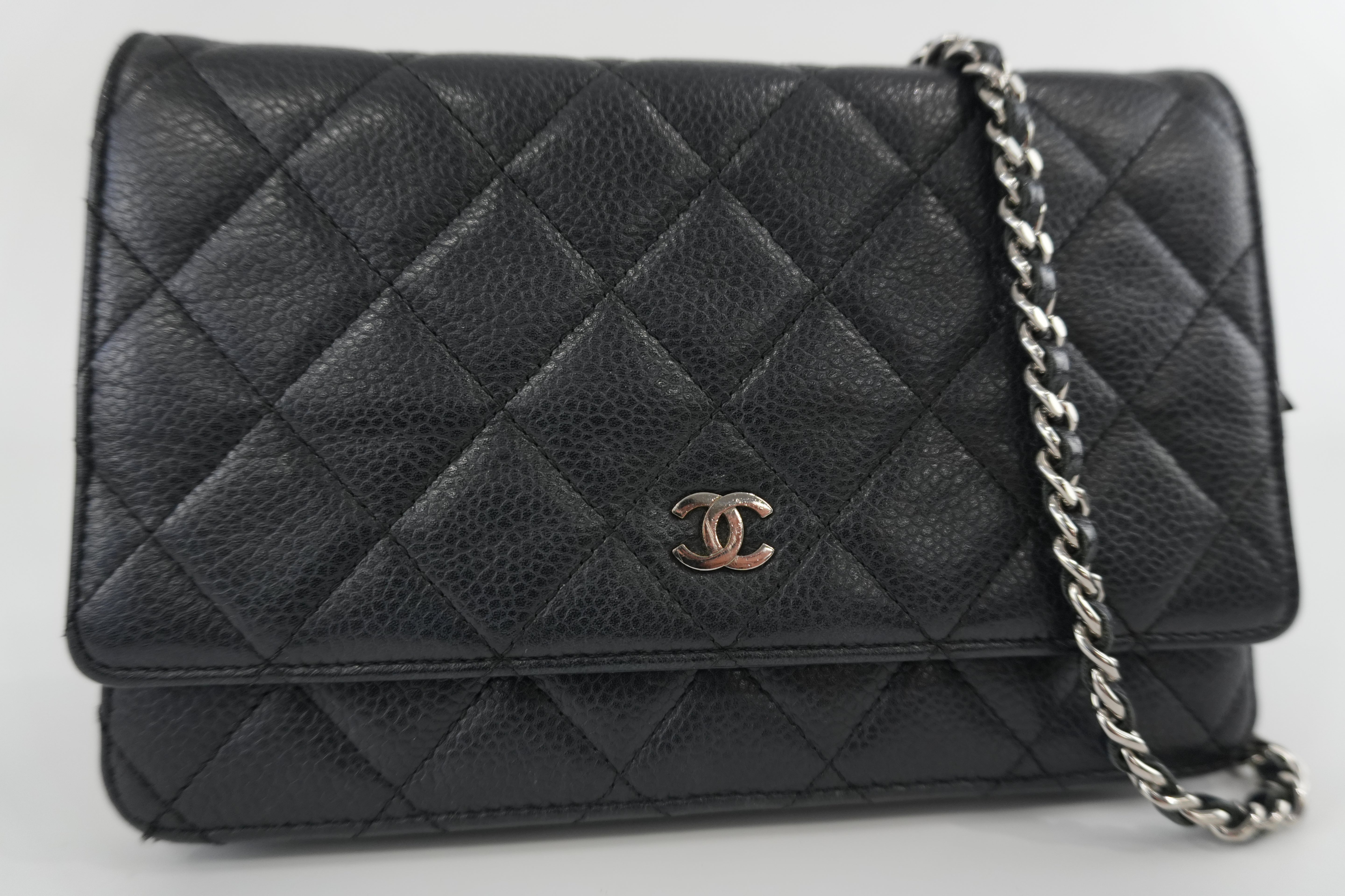 Chanel Caviar Wallet on Chain Used