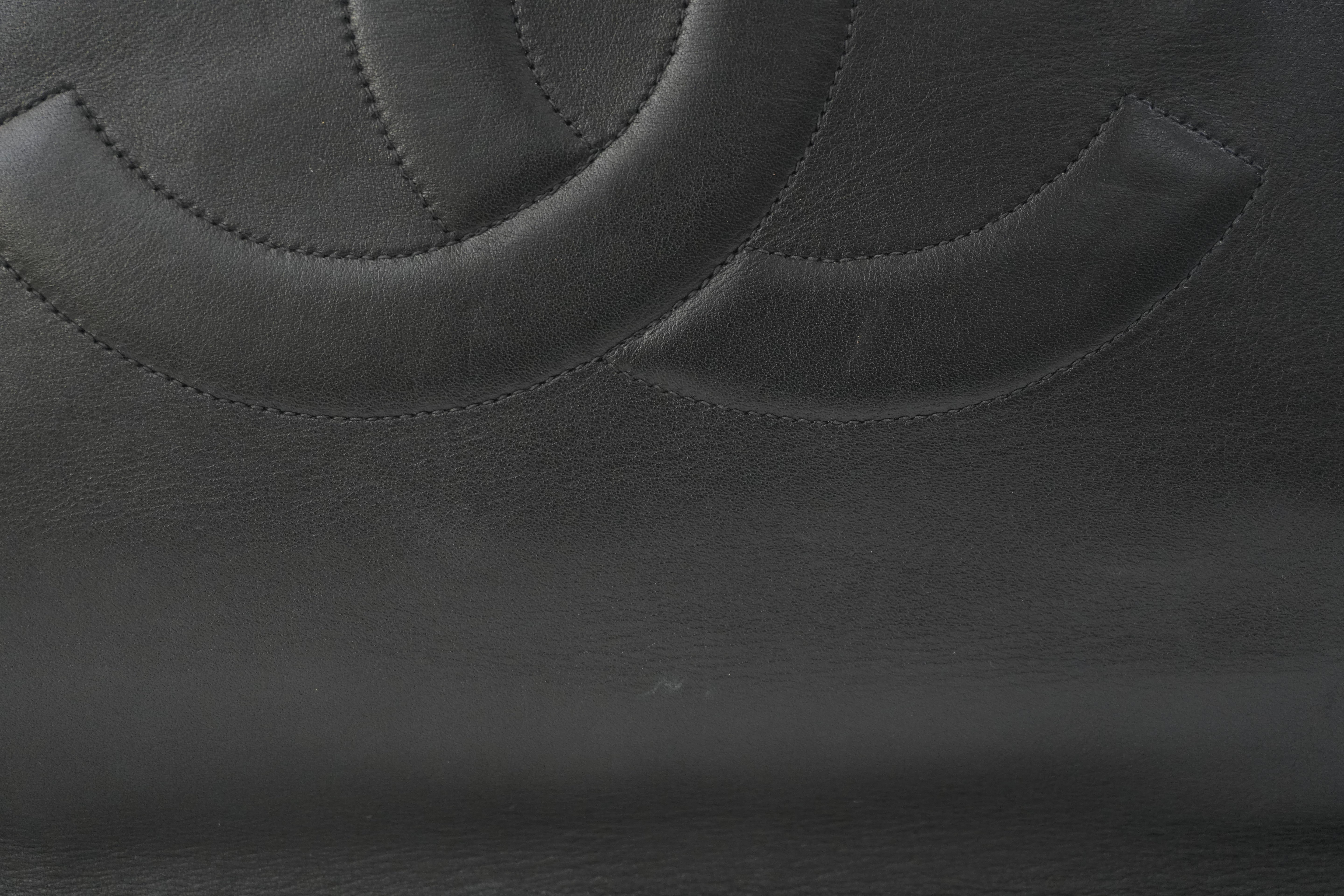 Chanel Lambskin Leather Chain Tote Bag Black Used
