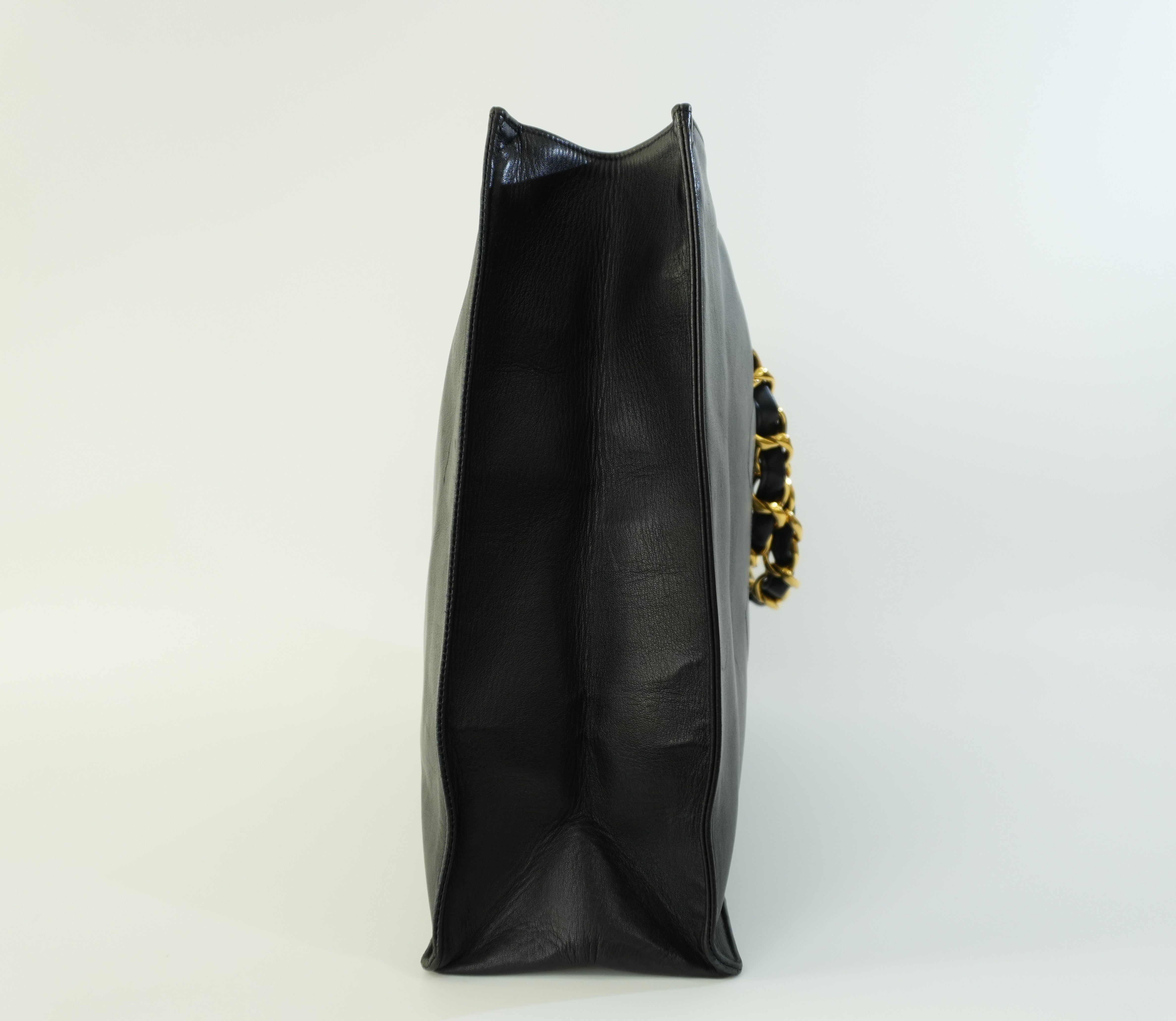 Chanel Lambskin Leather Chain Tote Bag Black Used