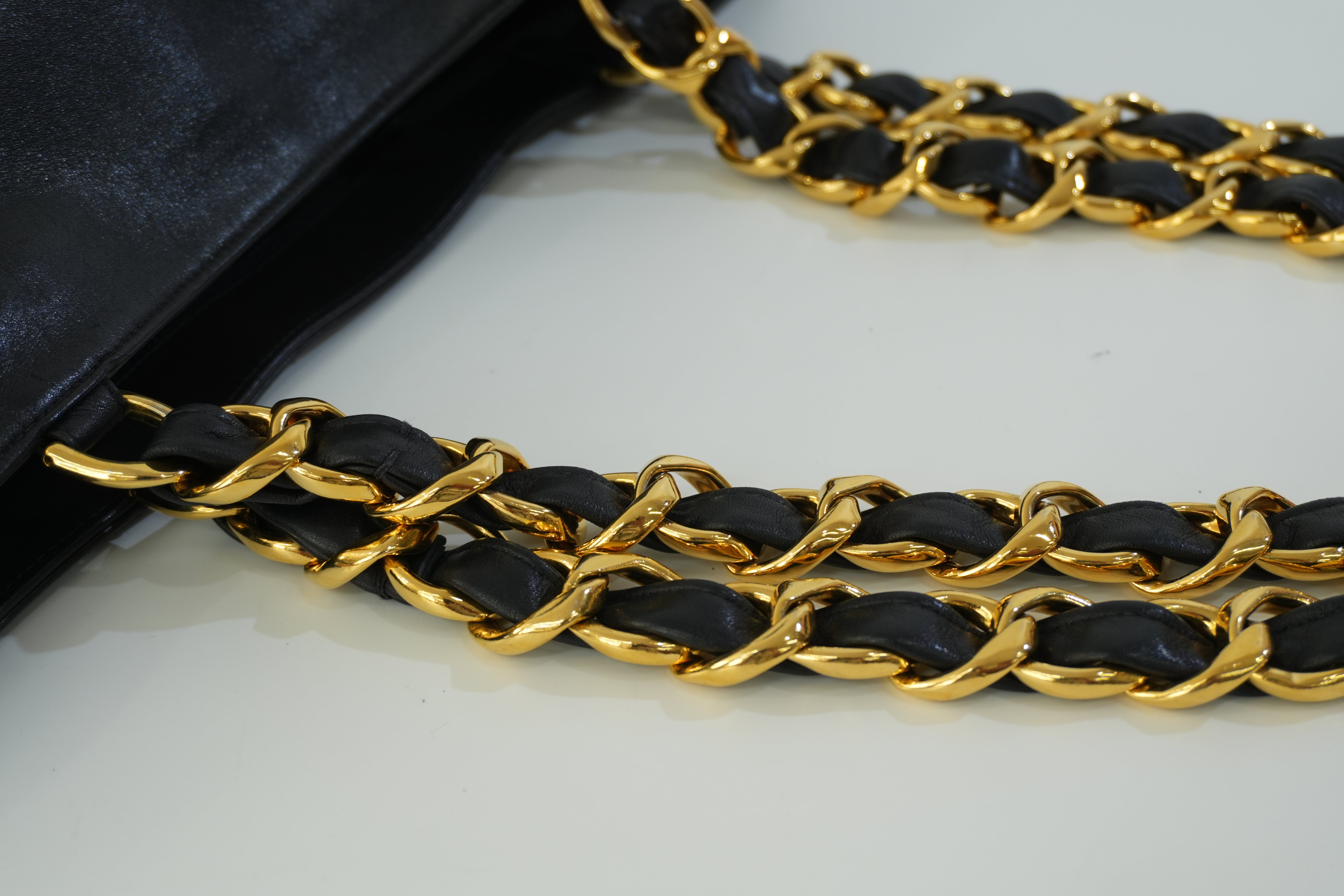 Chanel Lambskin Leather Chain Tote Bag Black Used