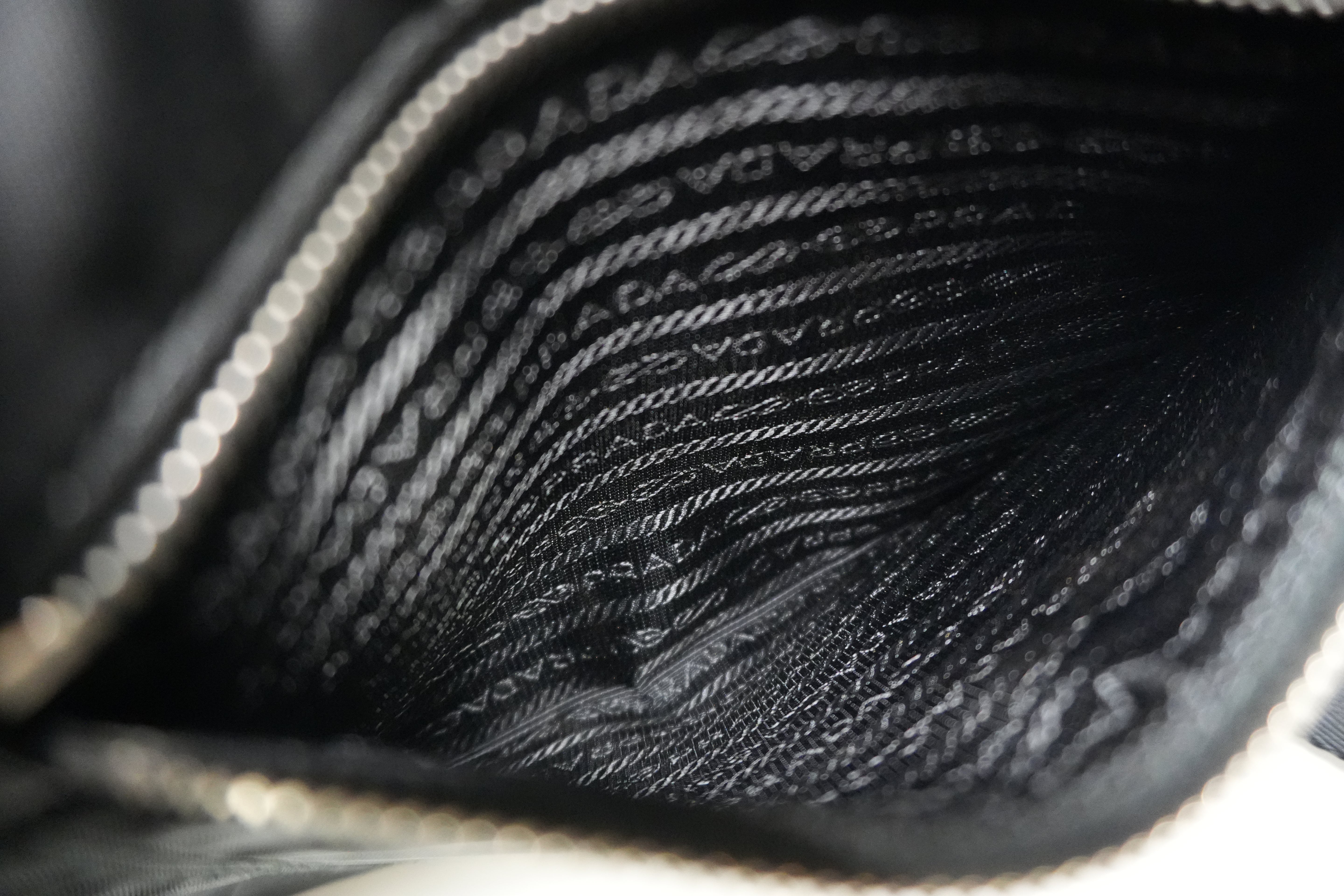 Pre-owned Prada Nylon Crossbody Bag Black Used