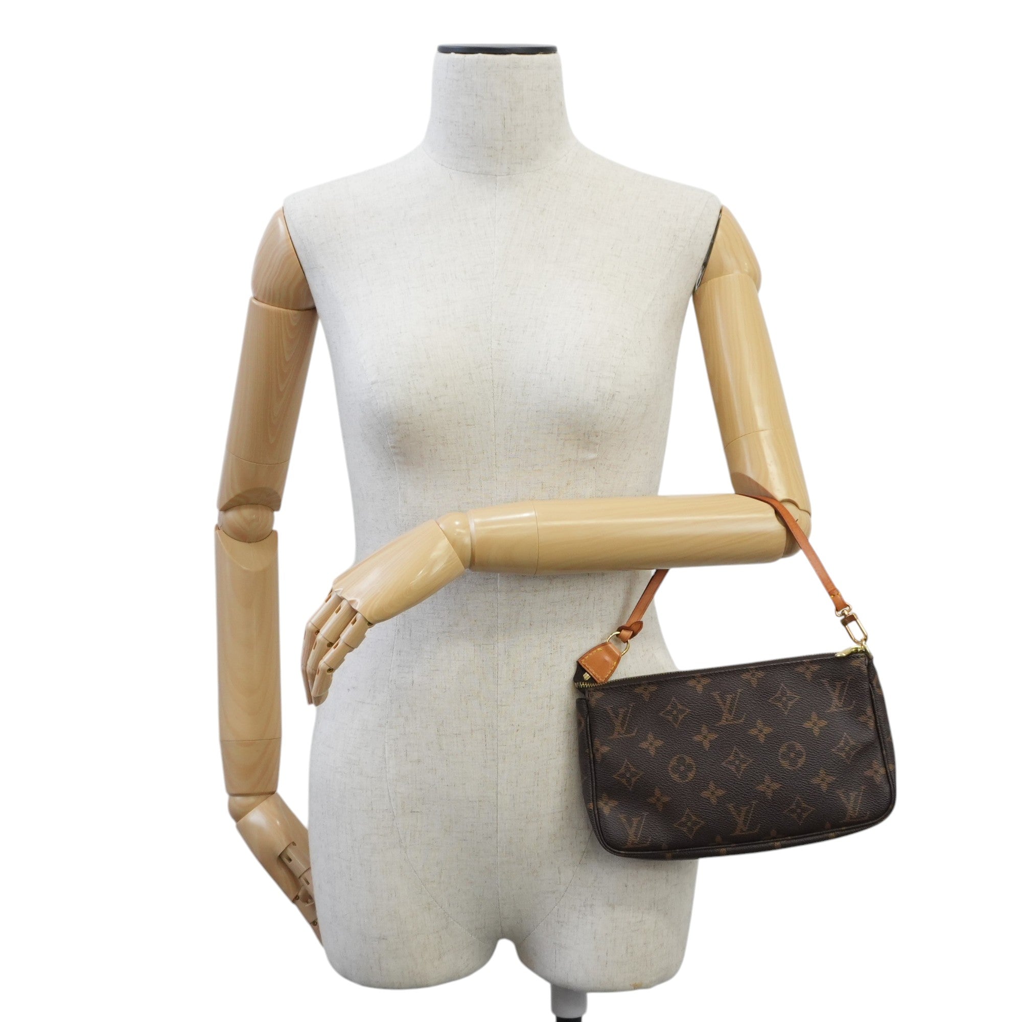Pre-owned Louis Vuitton Monogram Pochette Accessories