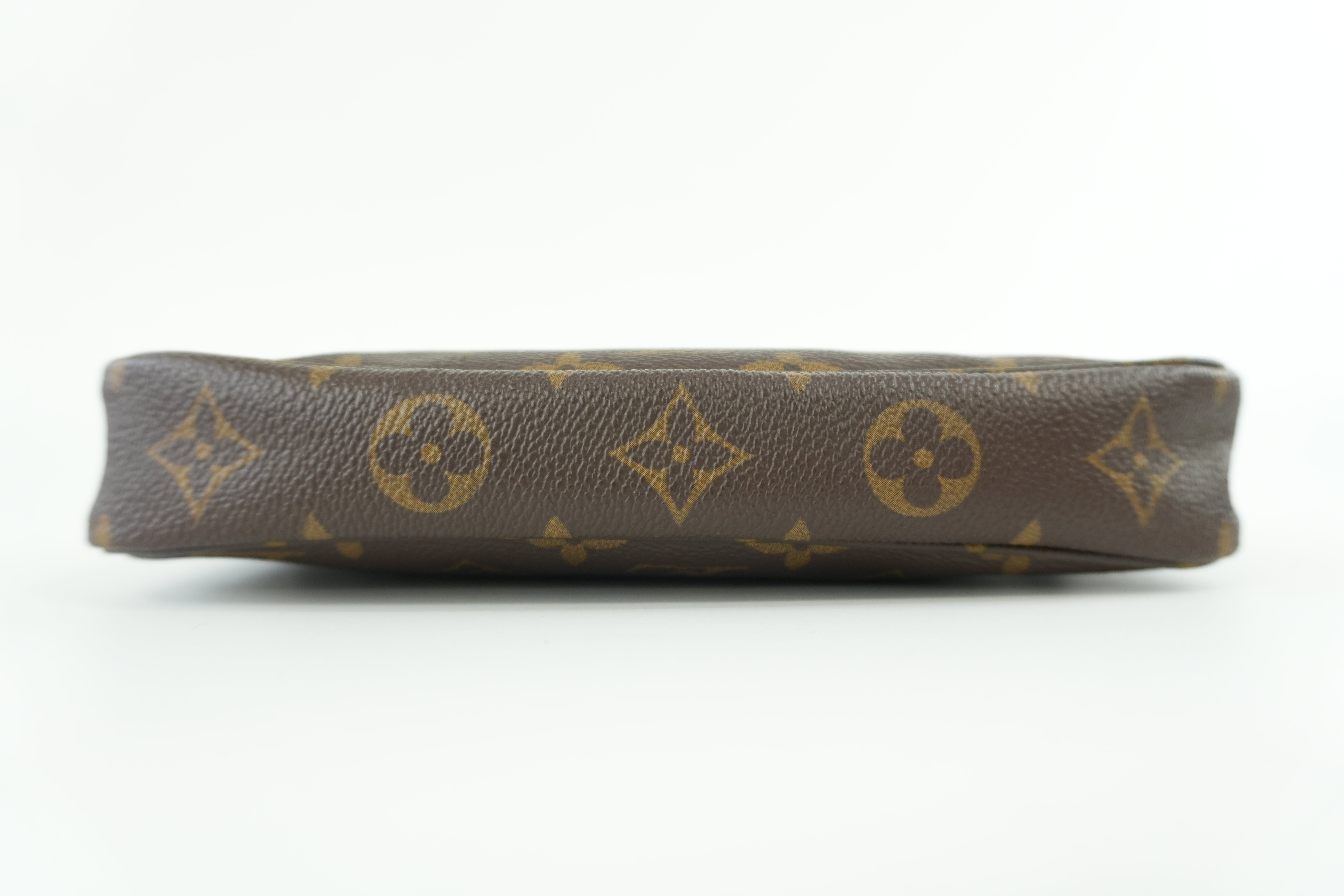 Pre-owned Louis Vuitton Monogram Pochette Accessories