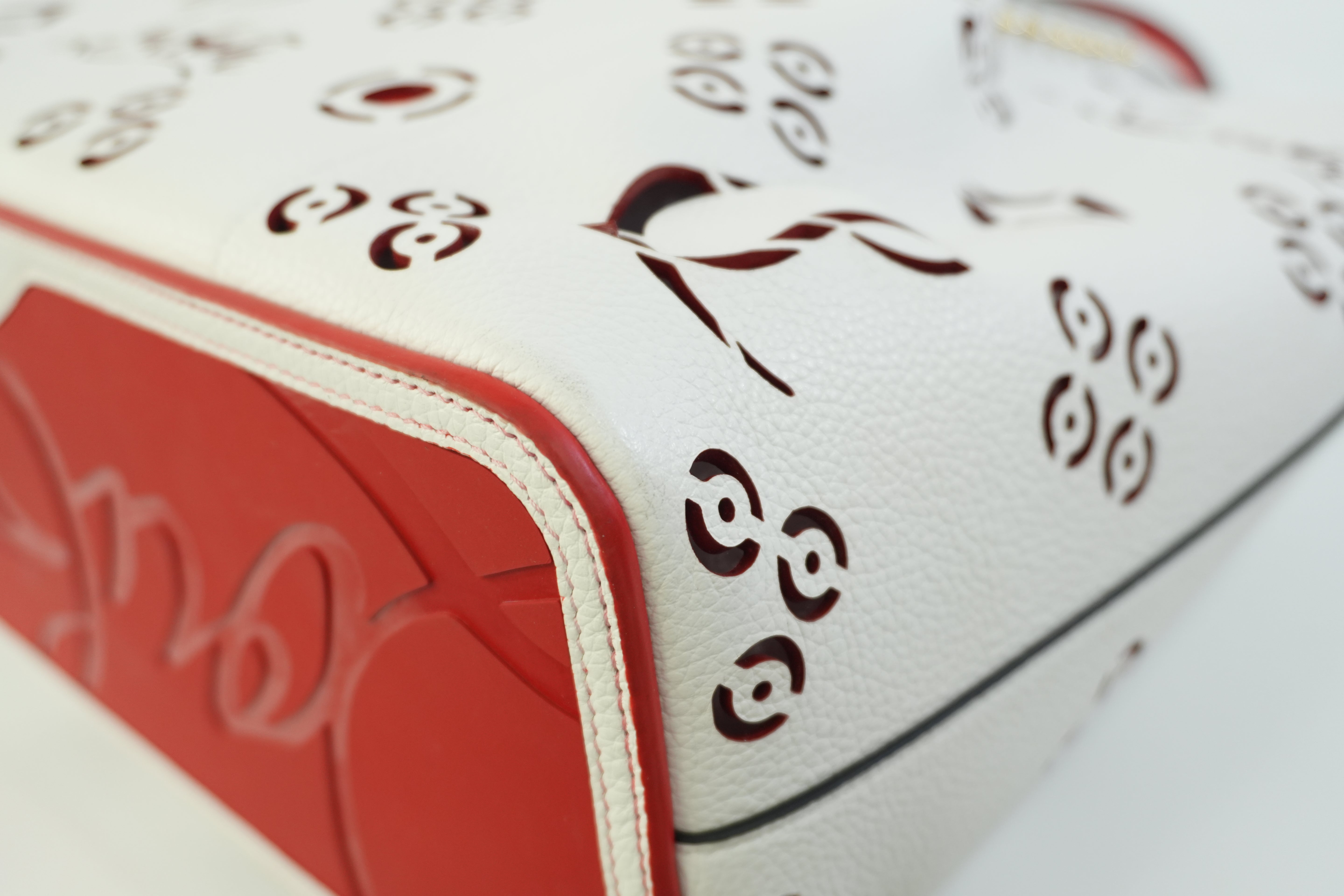 Pre-owned Christian Louboutin Leather Perforated Tote Bag White Used