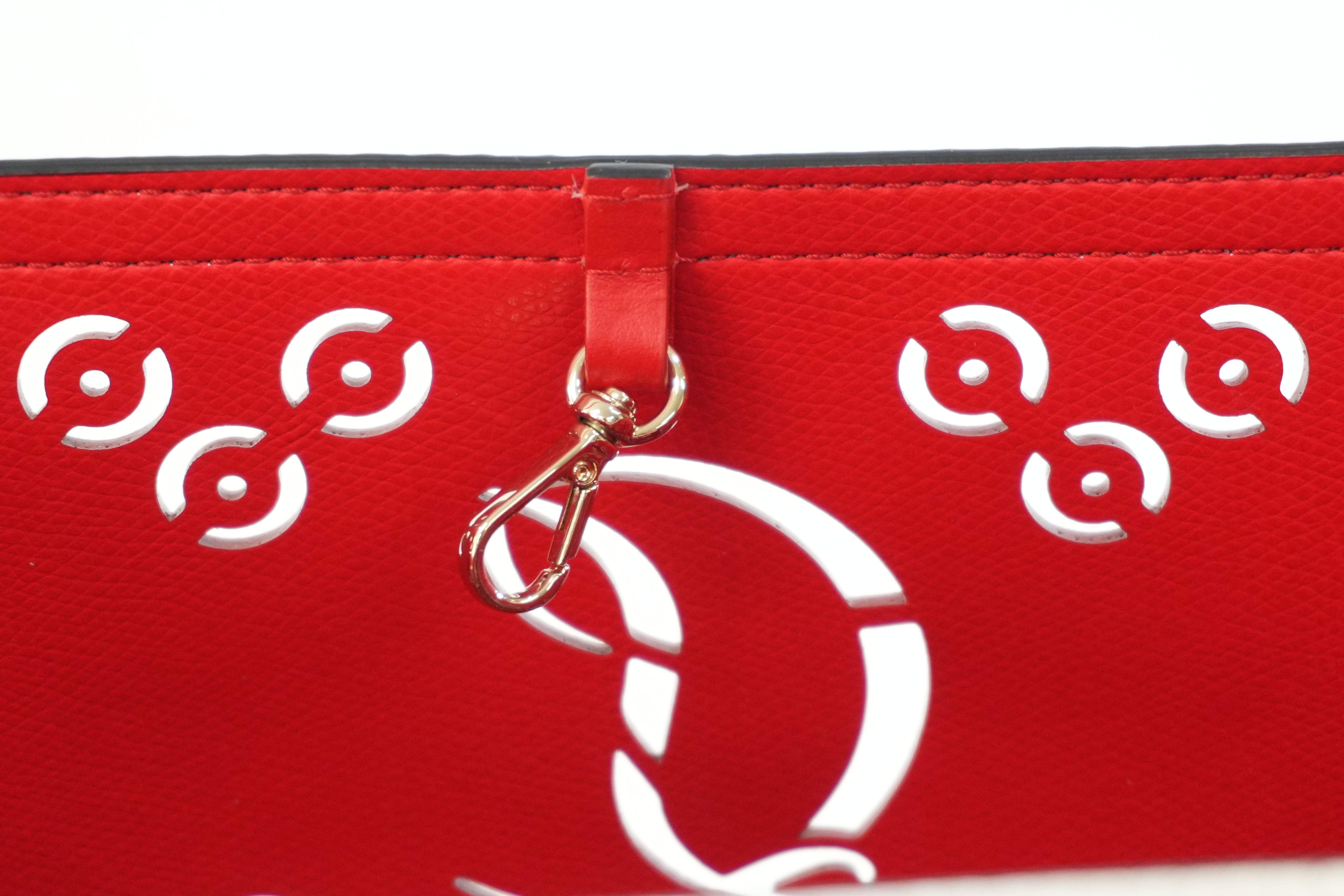 Pre-owned Christian Louboutin Leather Perforated Tote Bag White Used
