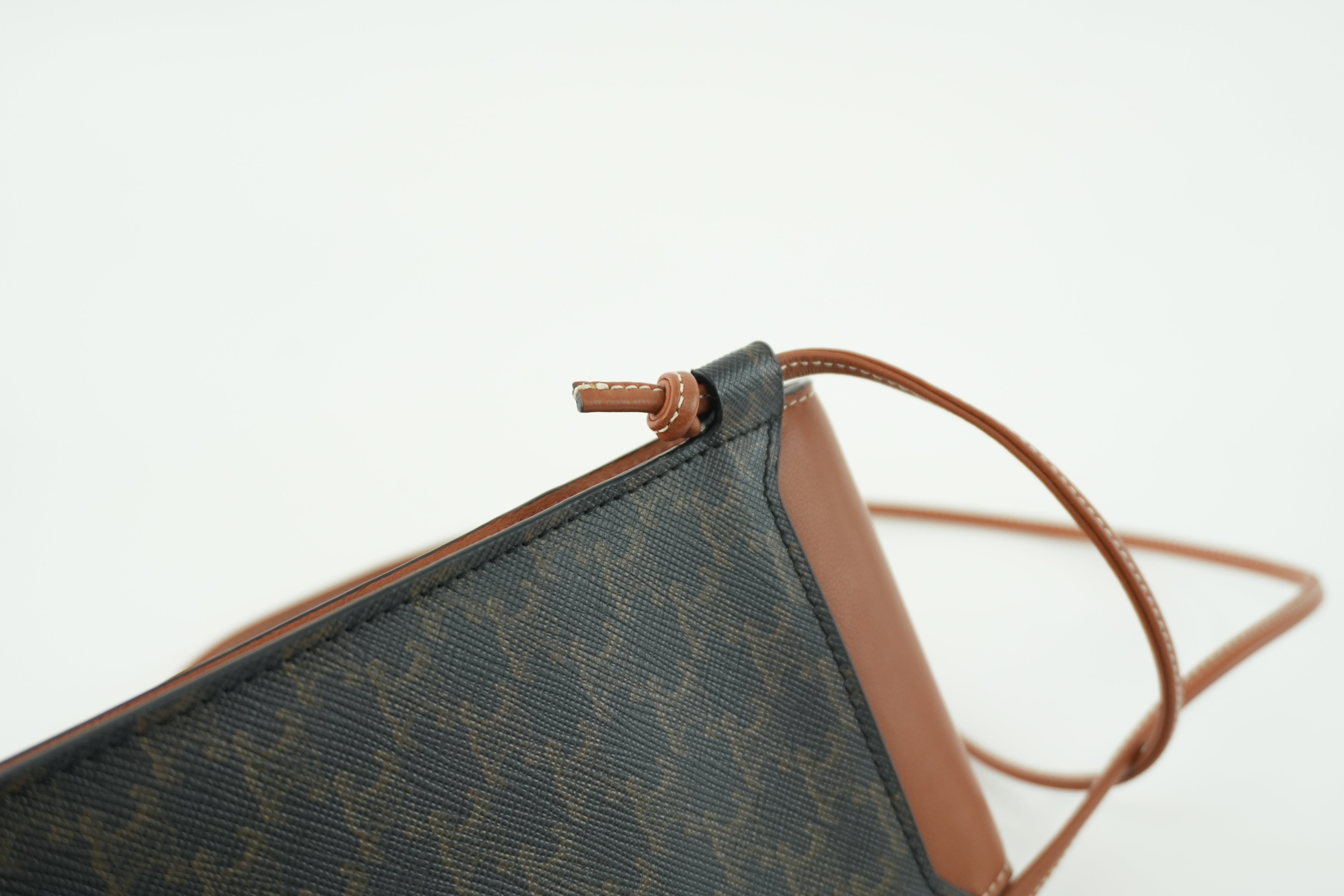 Celine Shoulder Pouch Used