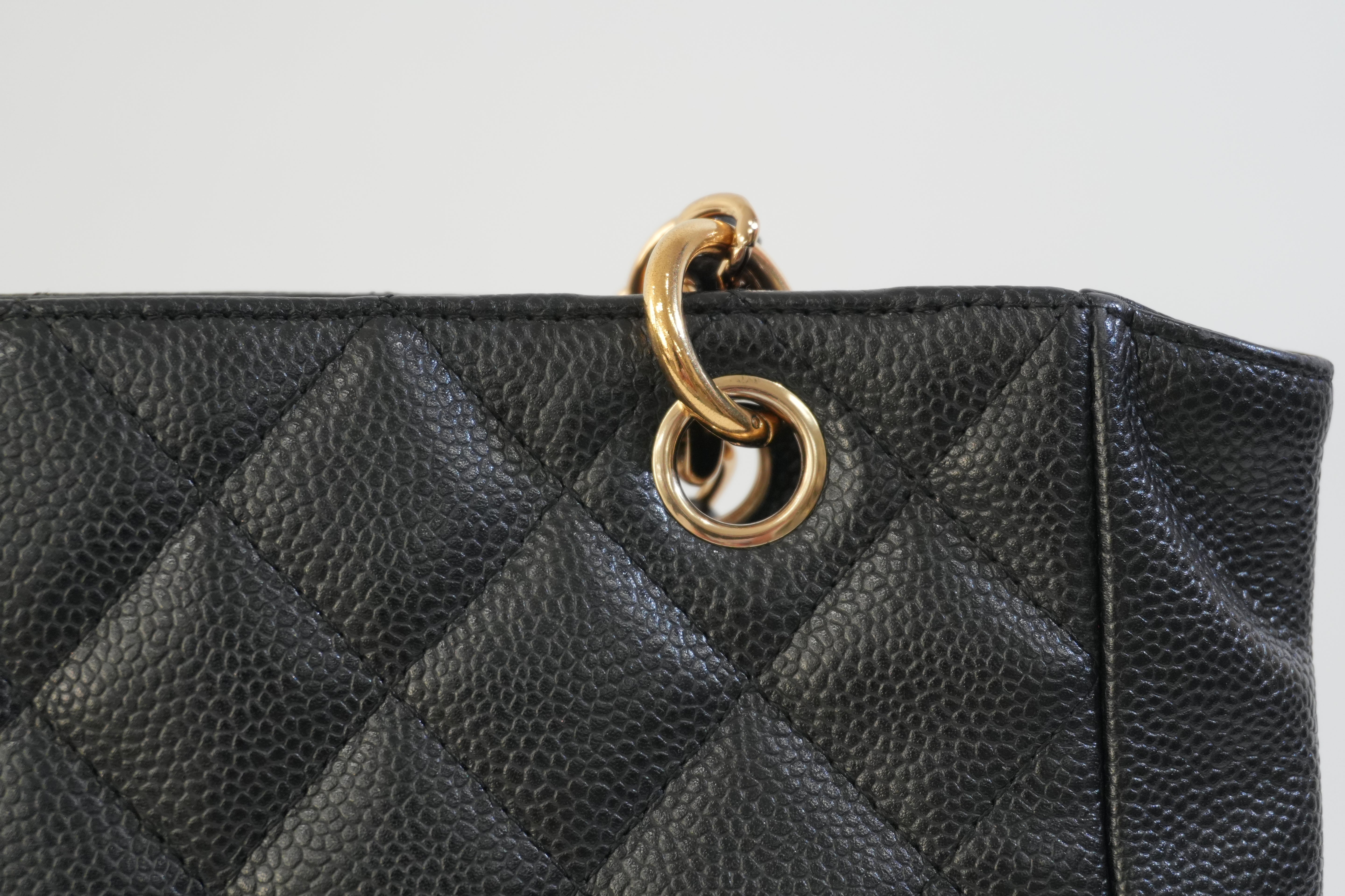 Pre-owned Chanel Caviar Skin Leather PST Chain Shoulder Bag Black Used