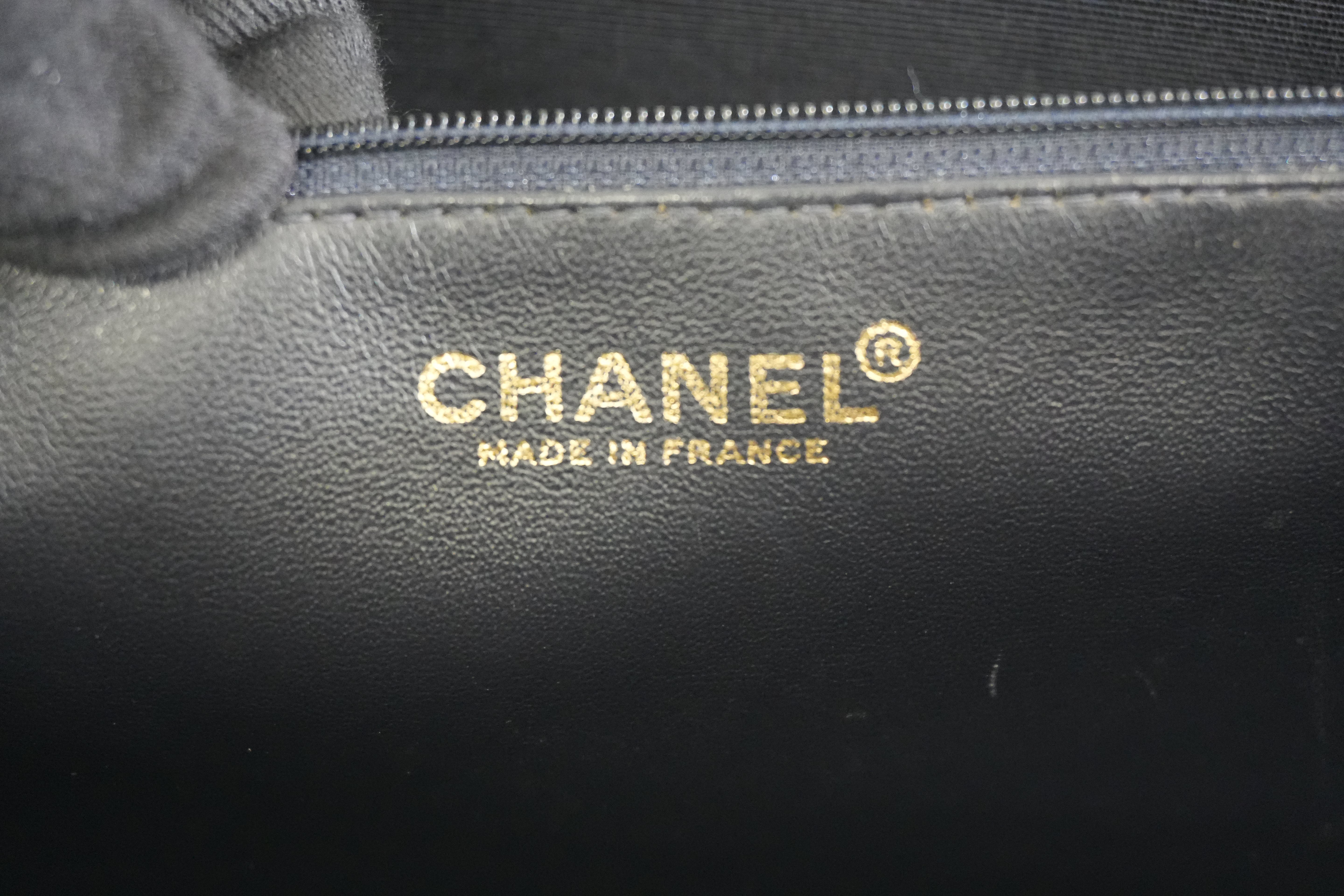 Pre-owned Chanel Caviar Skin Leather Tote Bag Black Used