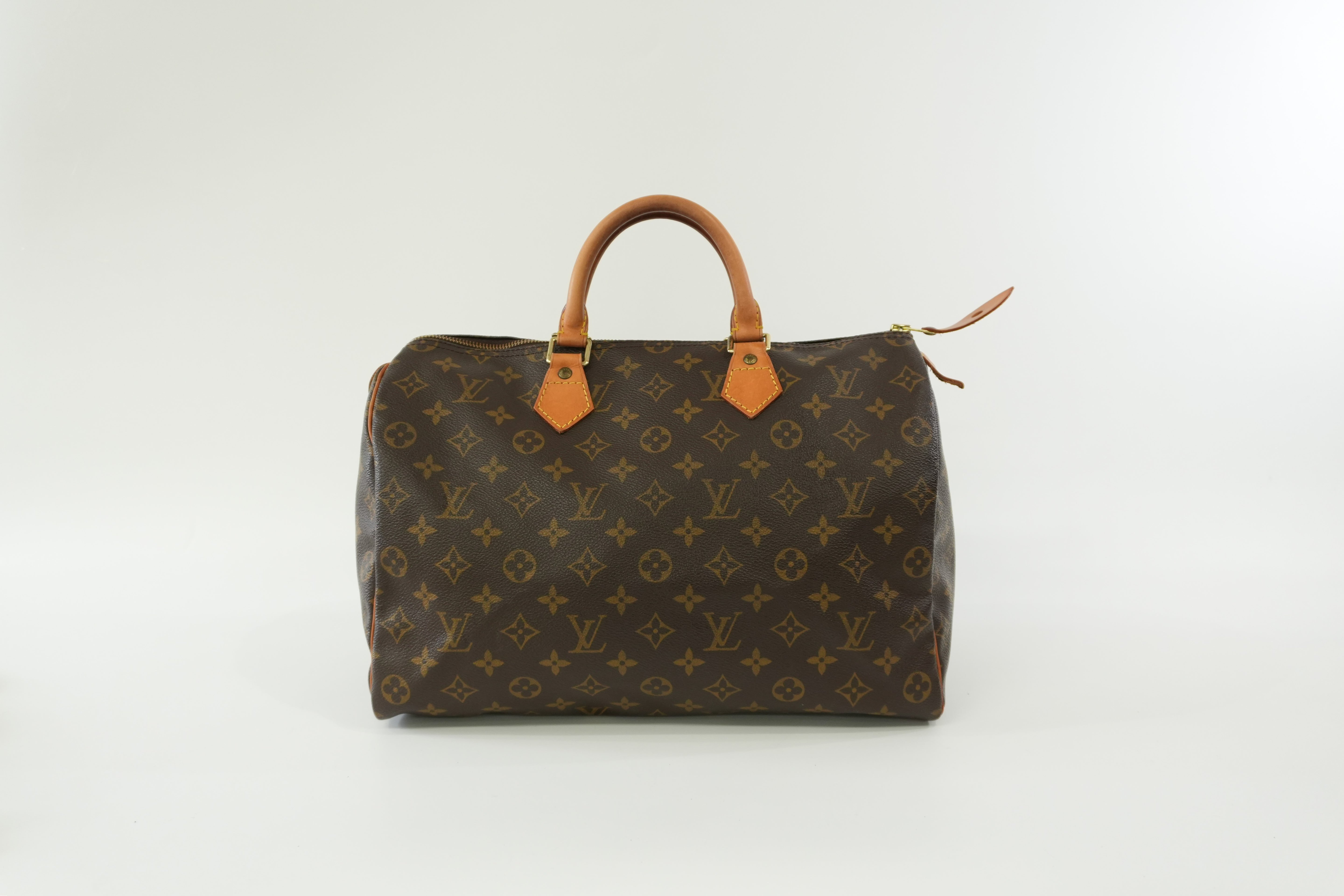 Pre-owned Louis Vuitton Monogram Speedy 35 Handbag Used