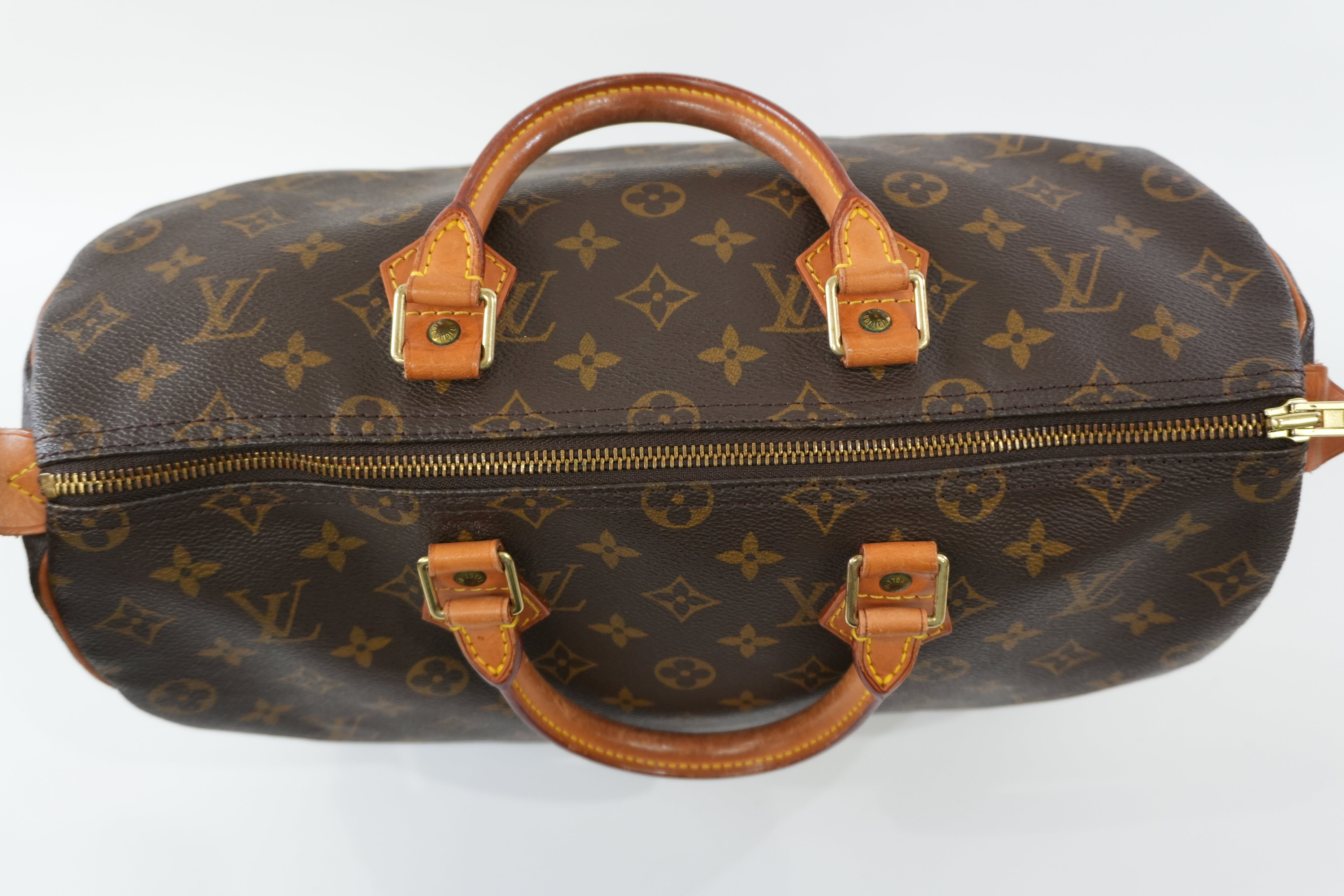 Pre-owned Louis Vuitton Monogram Speedy 35 Handbag Used