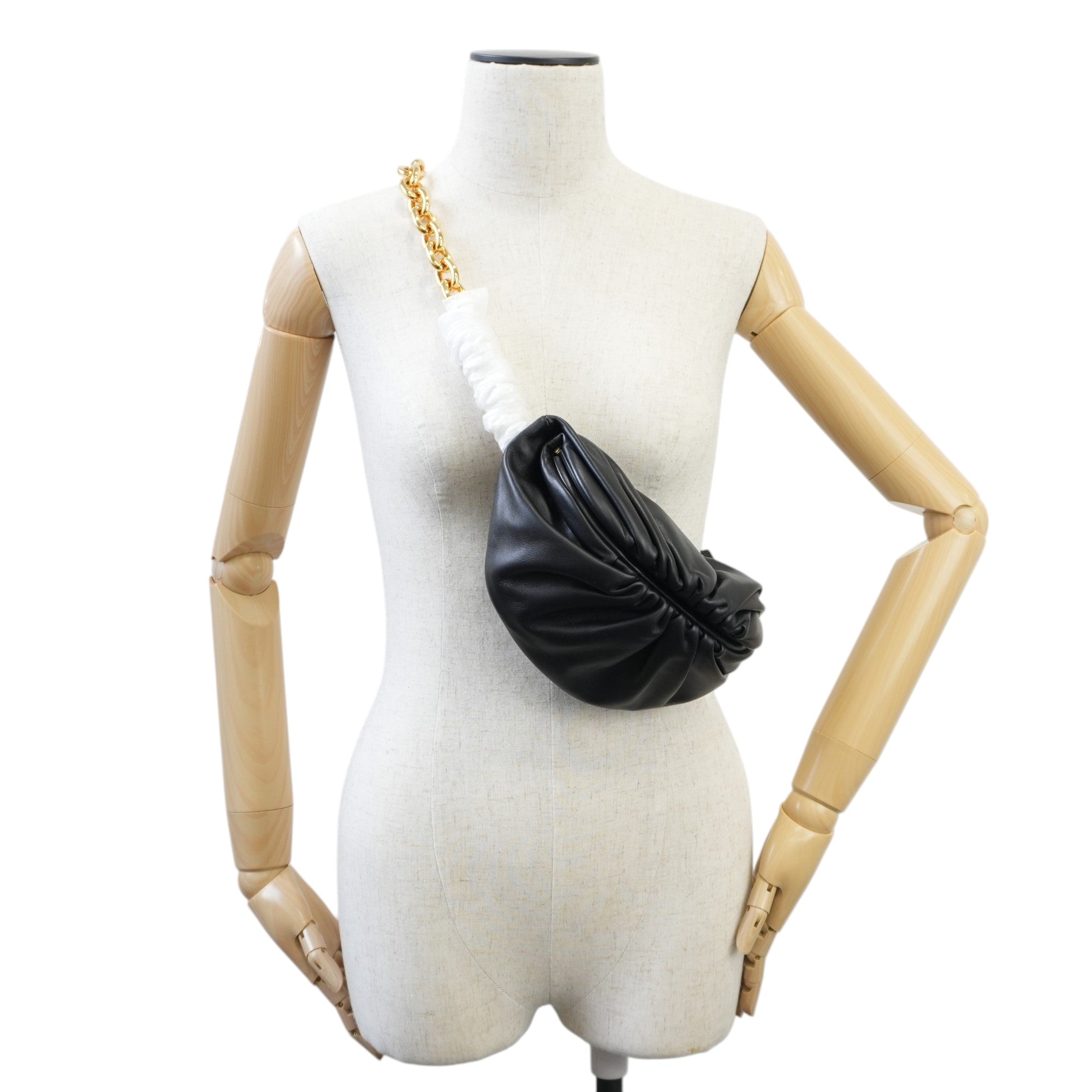 Bottega Chain Pouch Black Leather Used