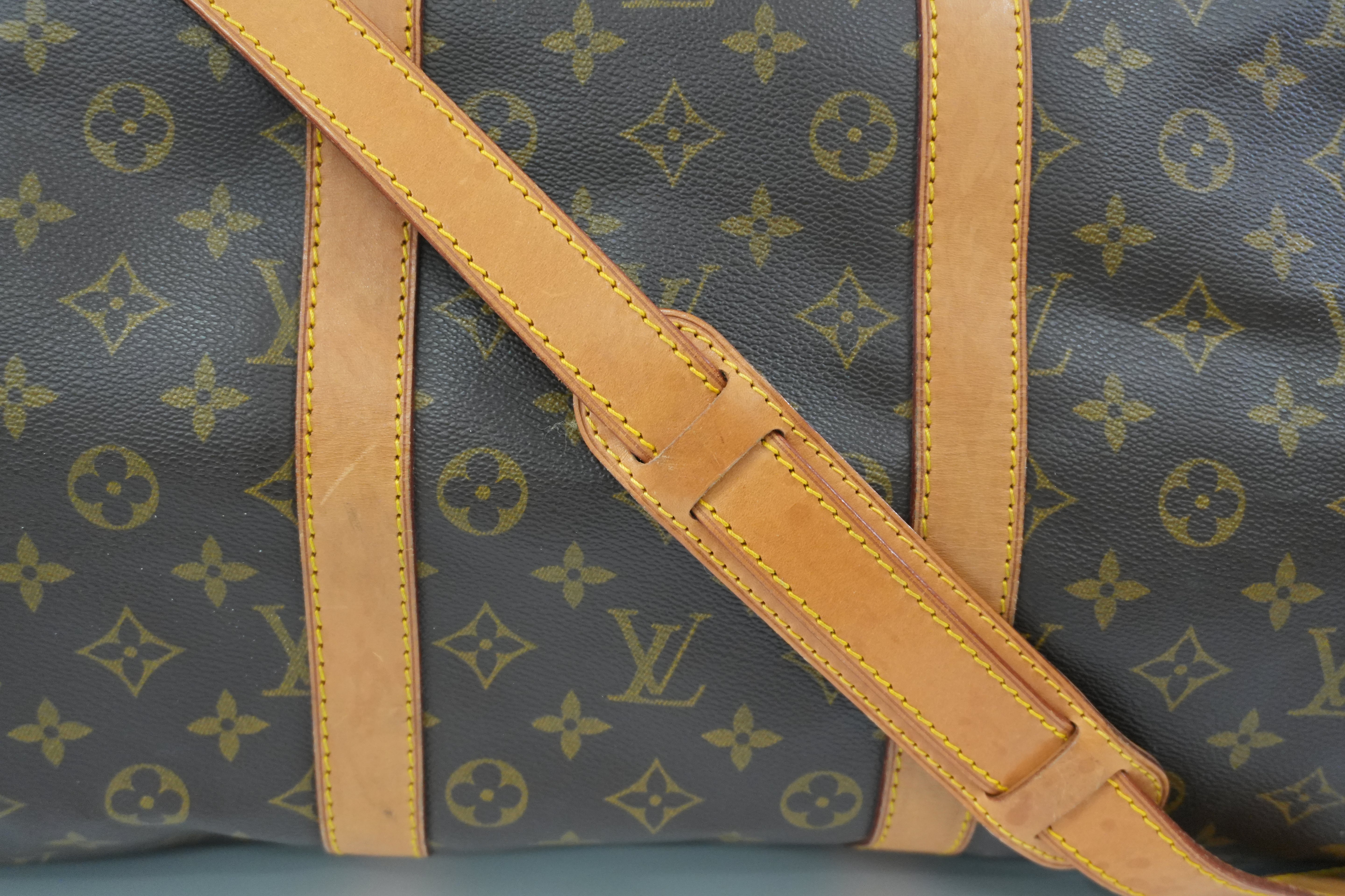 Pre-owned Louis Vuitton Monogram Keepall 55 Bandouliere Used