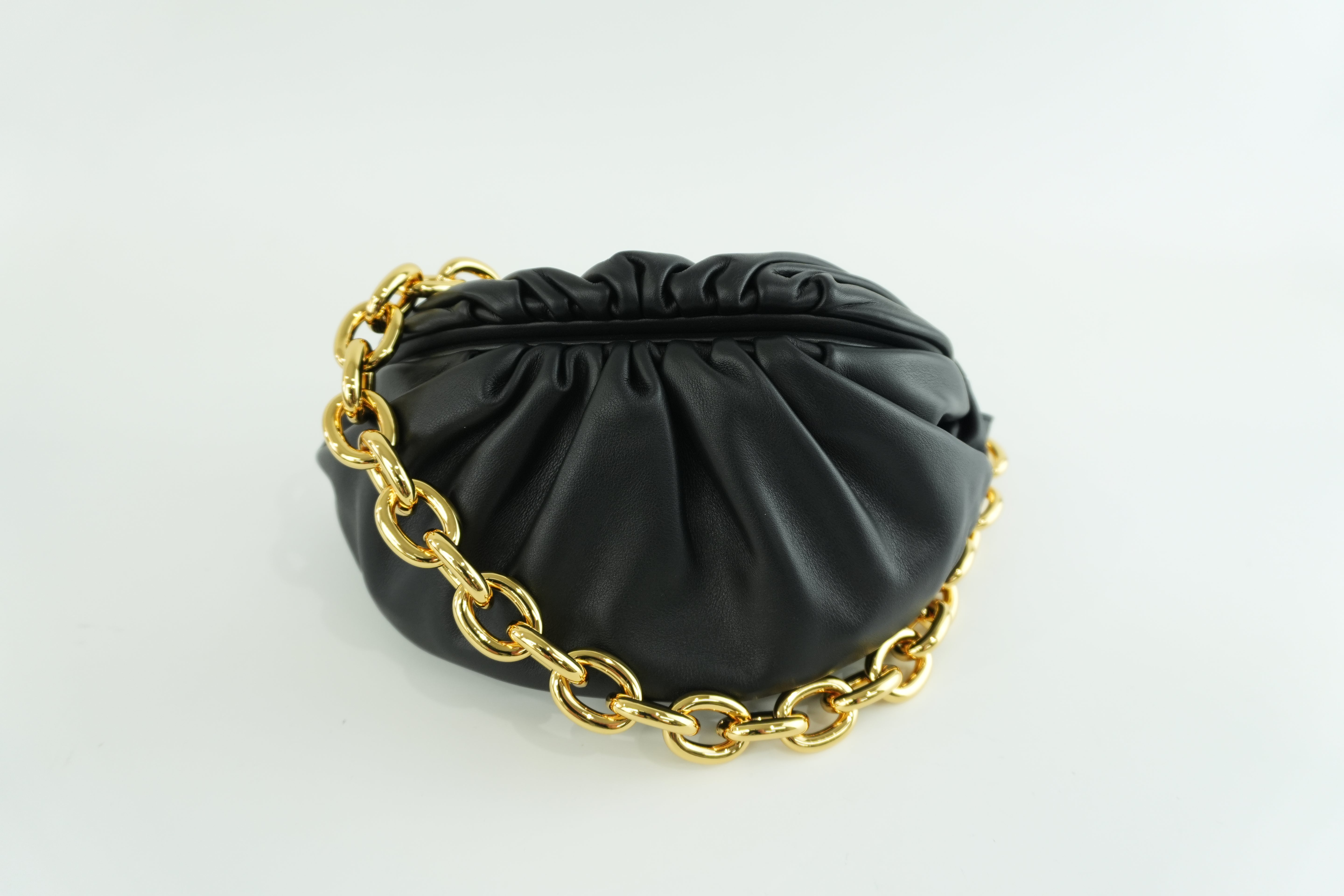 Bottega Chain Pouch Black Leather Used