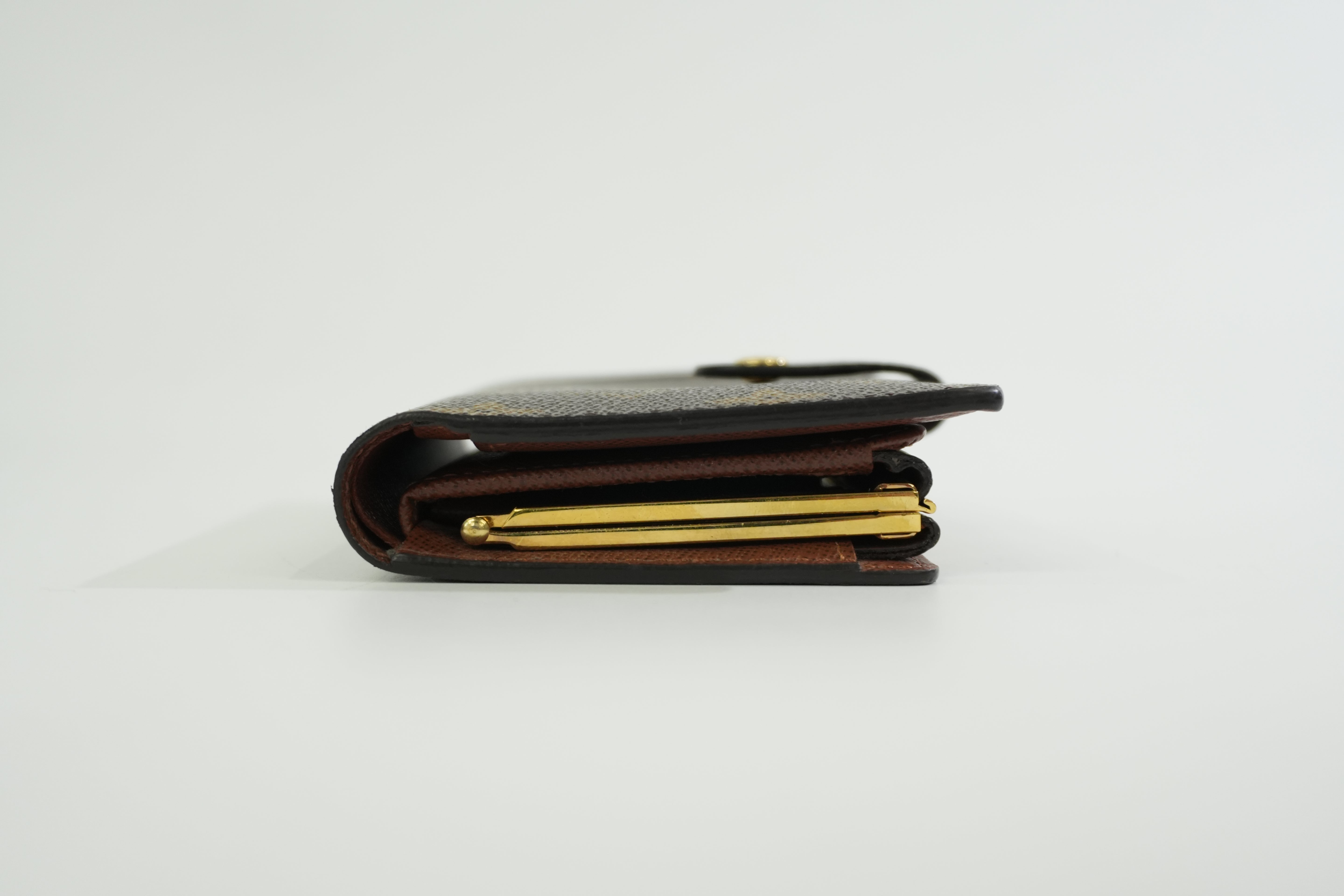 Louis Vuitton Monogram Kisslock Wallet Used