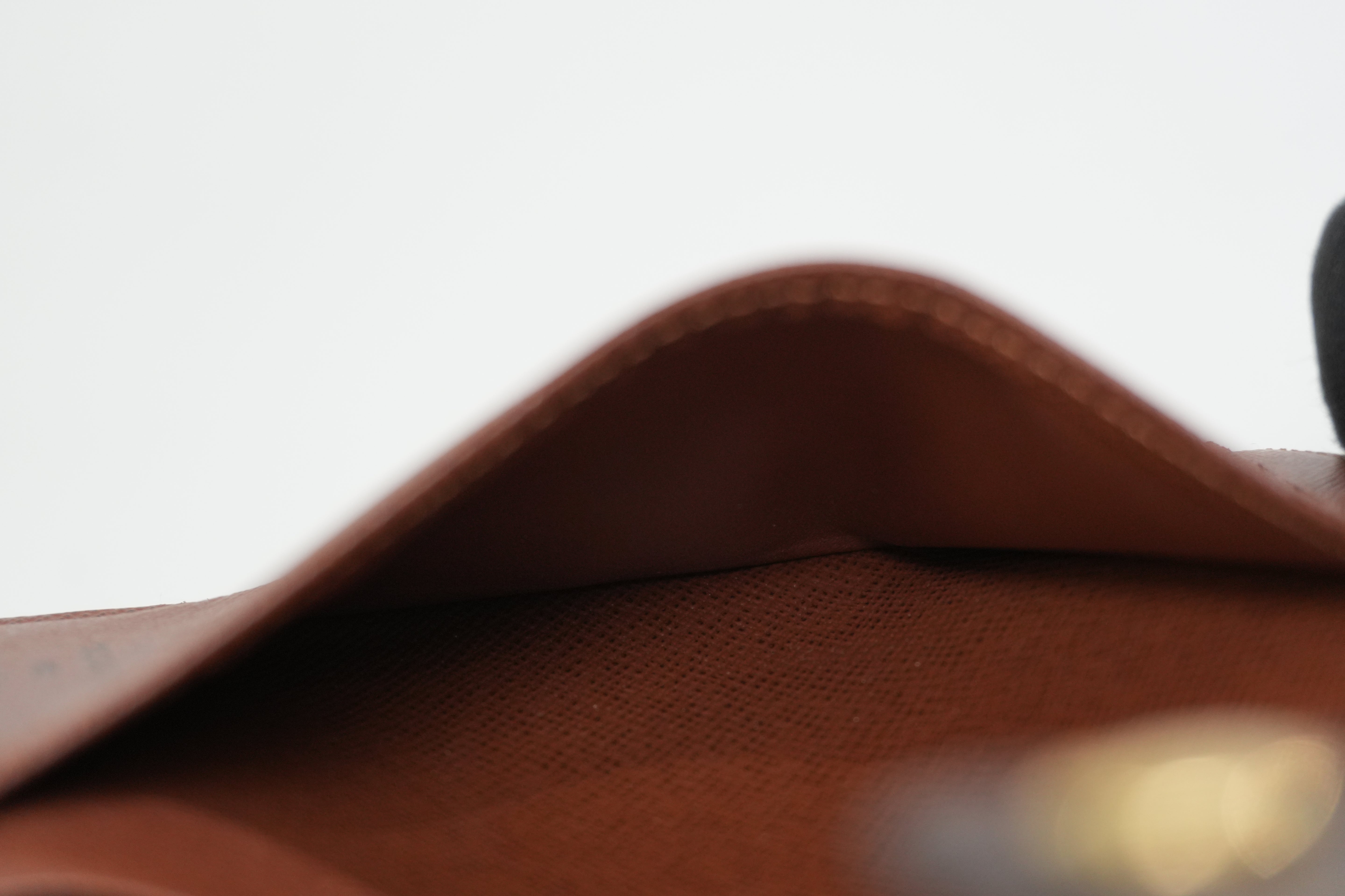 Louis Vuitton Monogram Kisslock Wallet Used