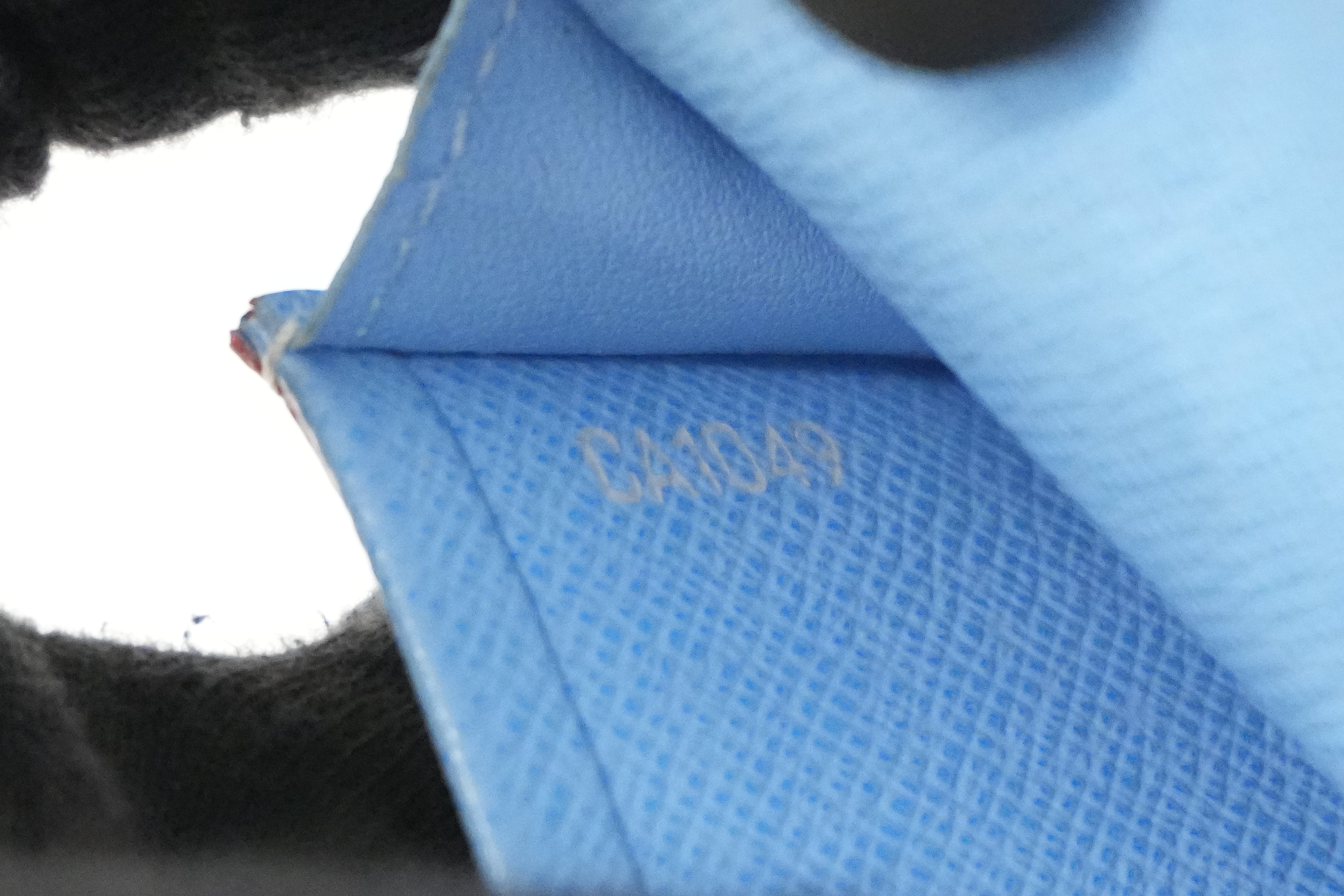 Louis Vuitton Multicolor Card Holder Used
