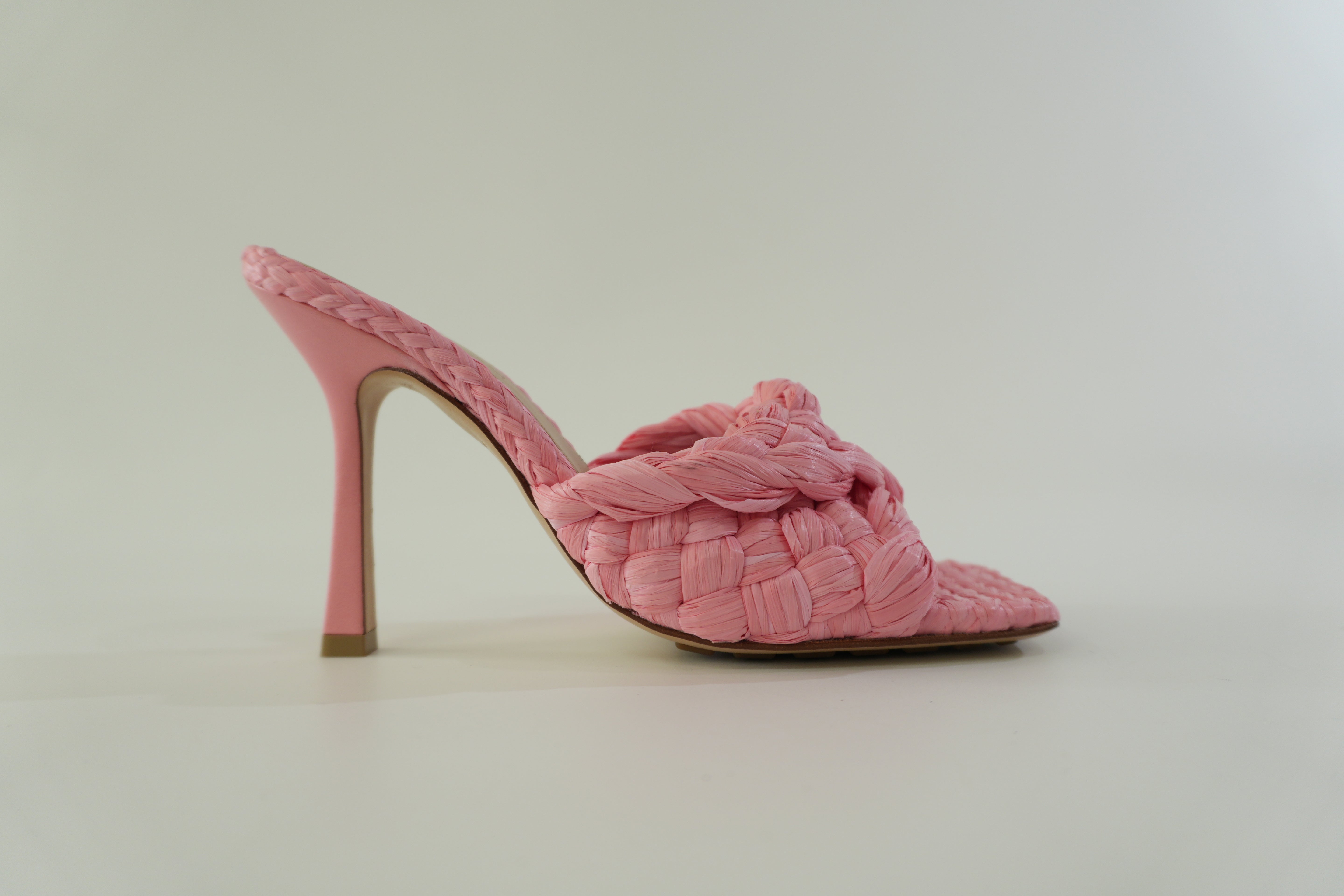 Pre-owned Bottega Straw High Heels Size 6.5 Pink Used
