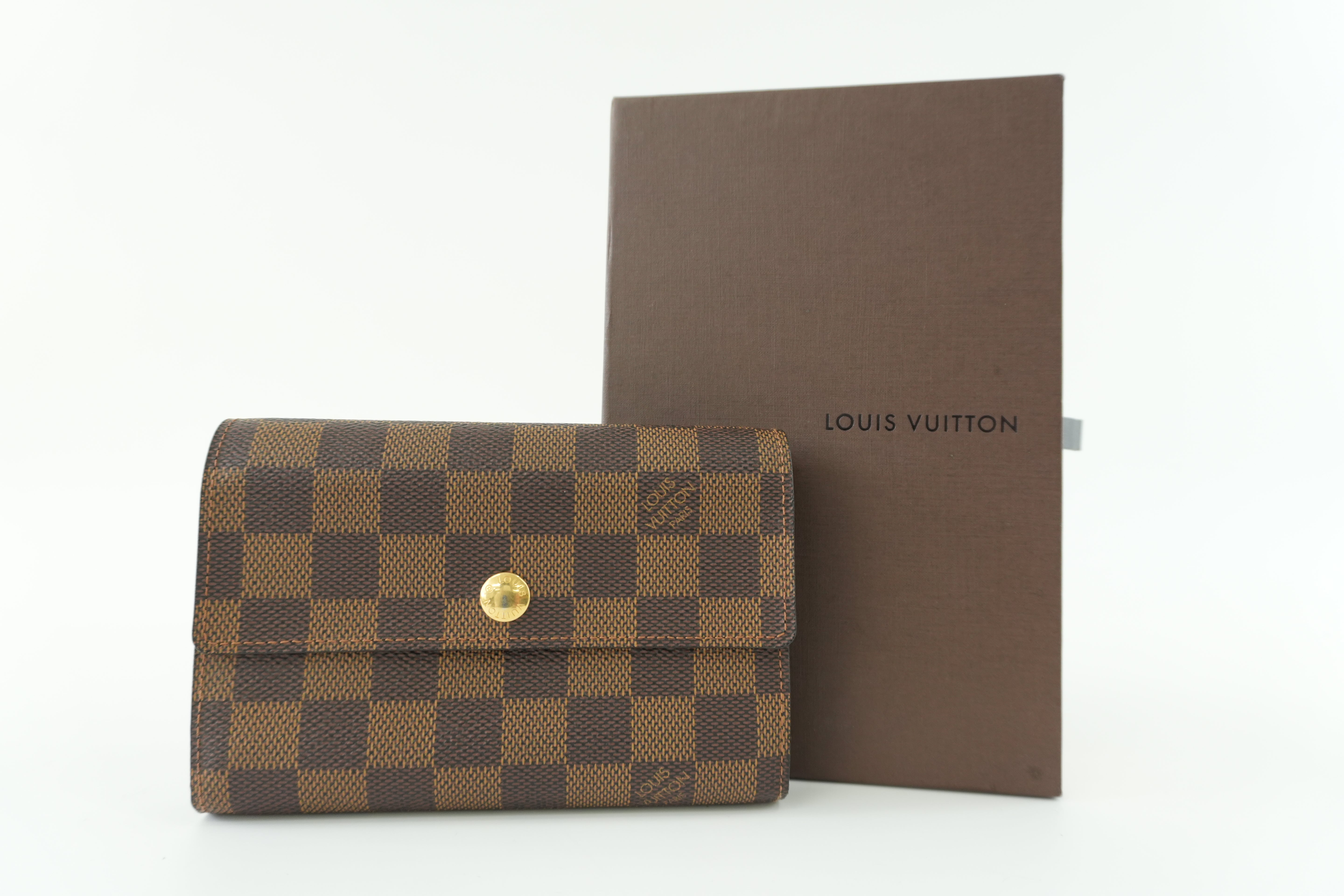 Louis Vuitton Damier Ebene Short Wallet Used