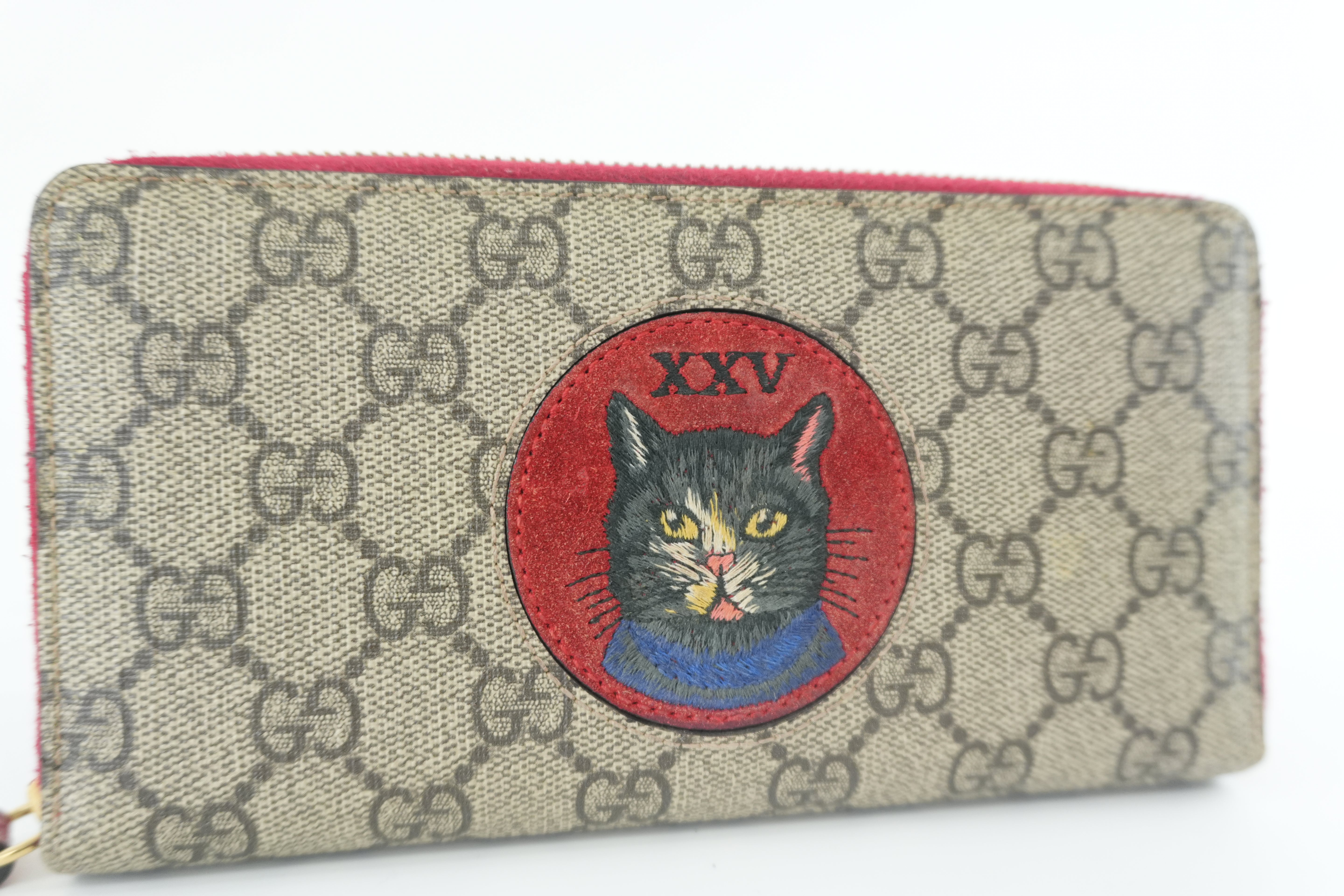Gucci Supreme Cat Long Wallet Used