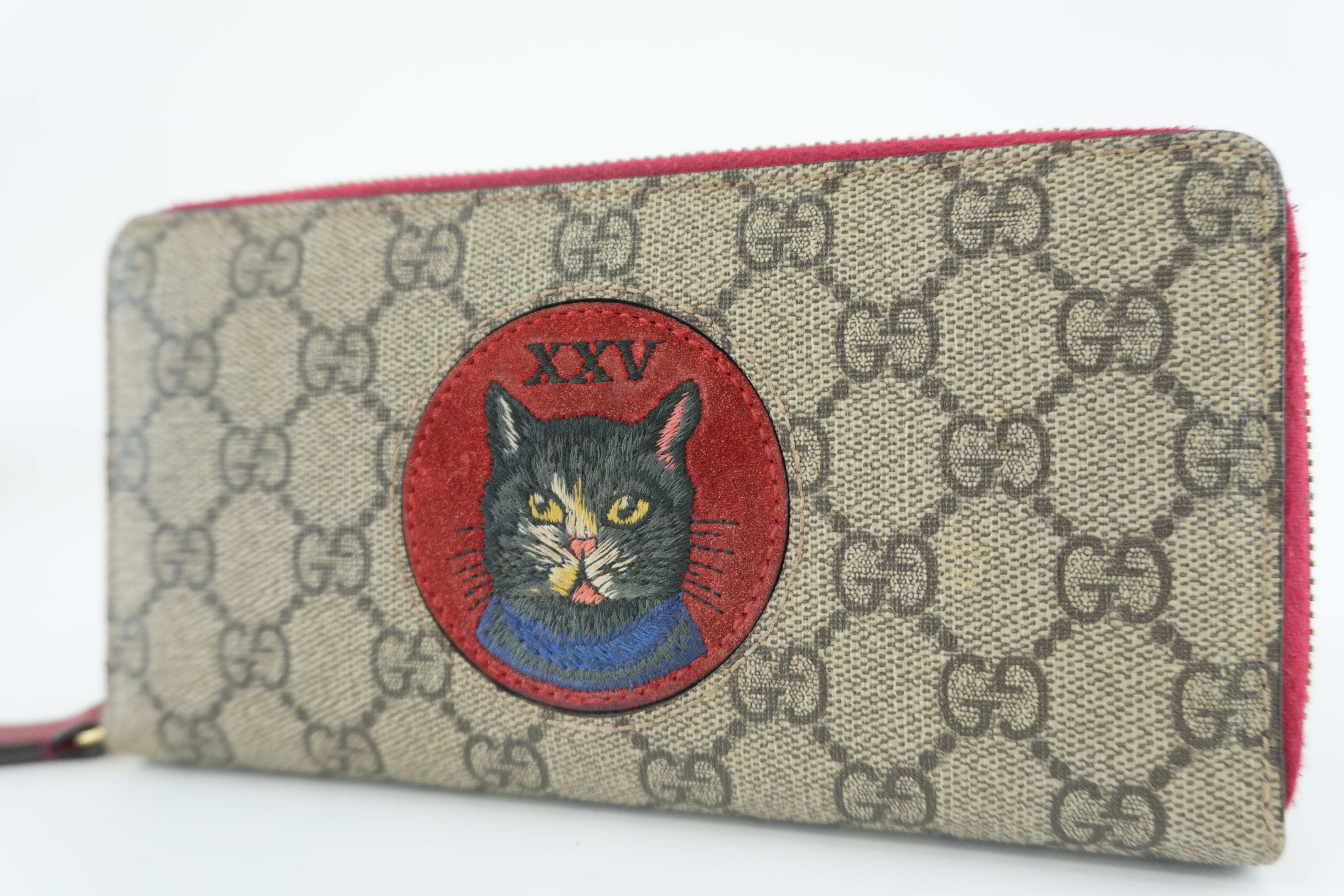 Gucci Supreme Cat Long Wallet Used
