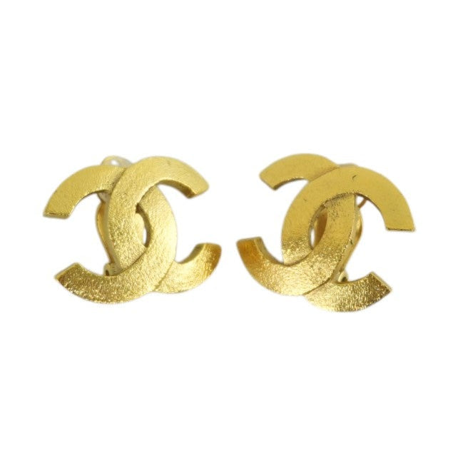 Chanel Clip on Earrings Gold Tone Used