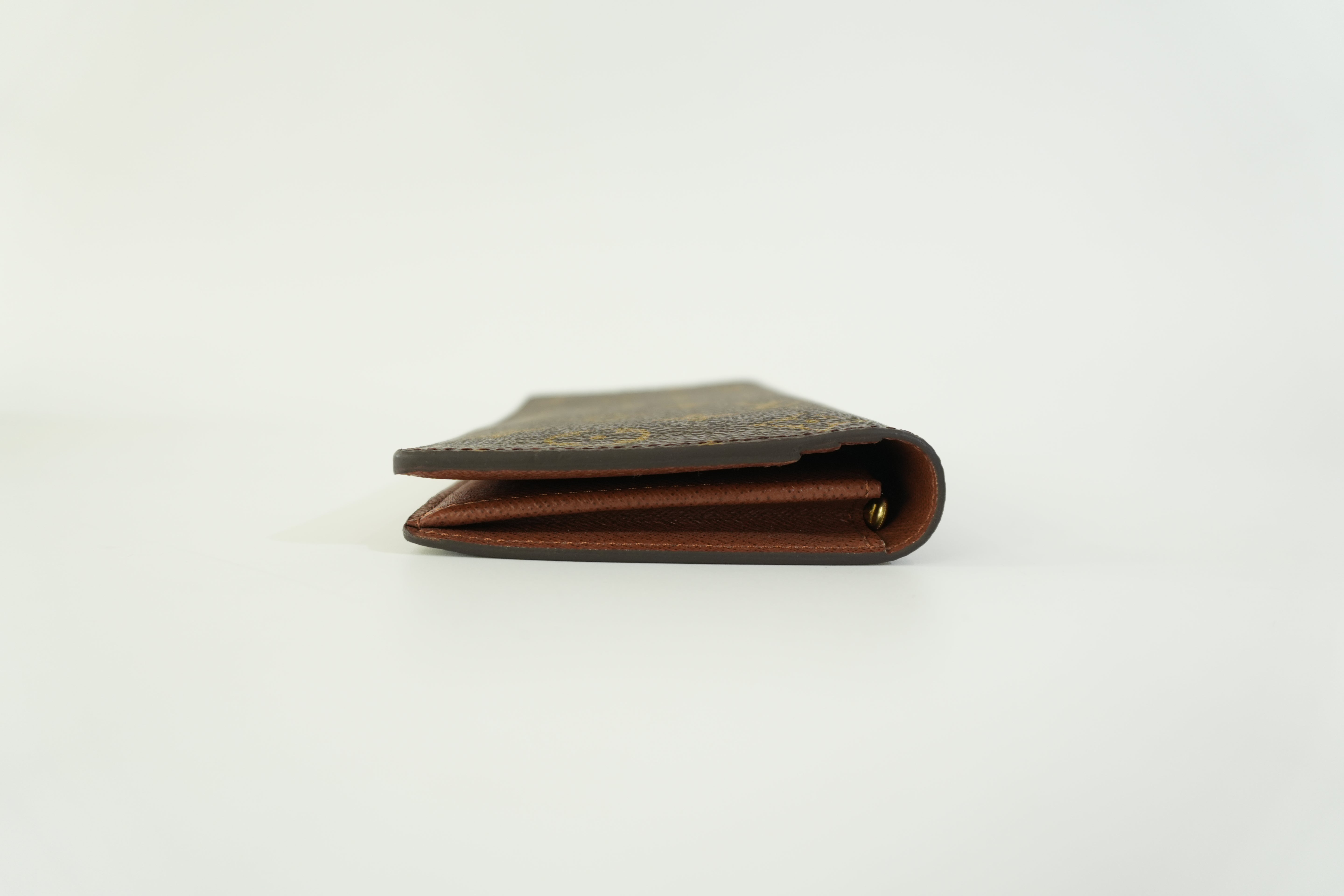 Pre-owned Louis Vuitton Monogram Brazza Wallet