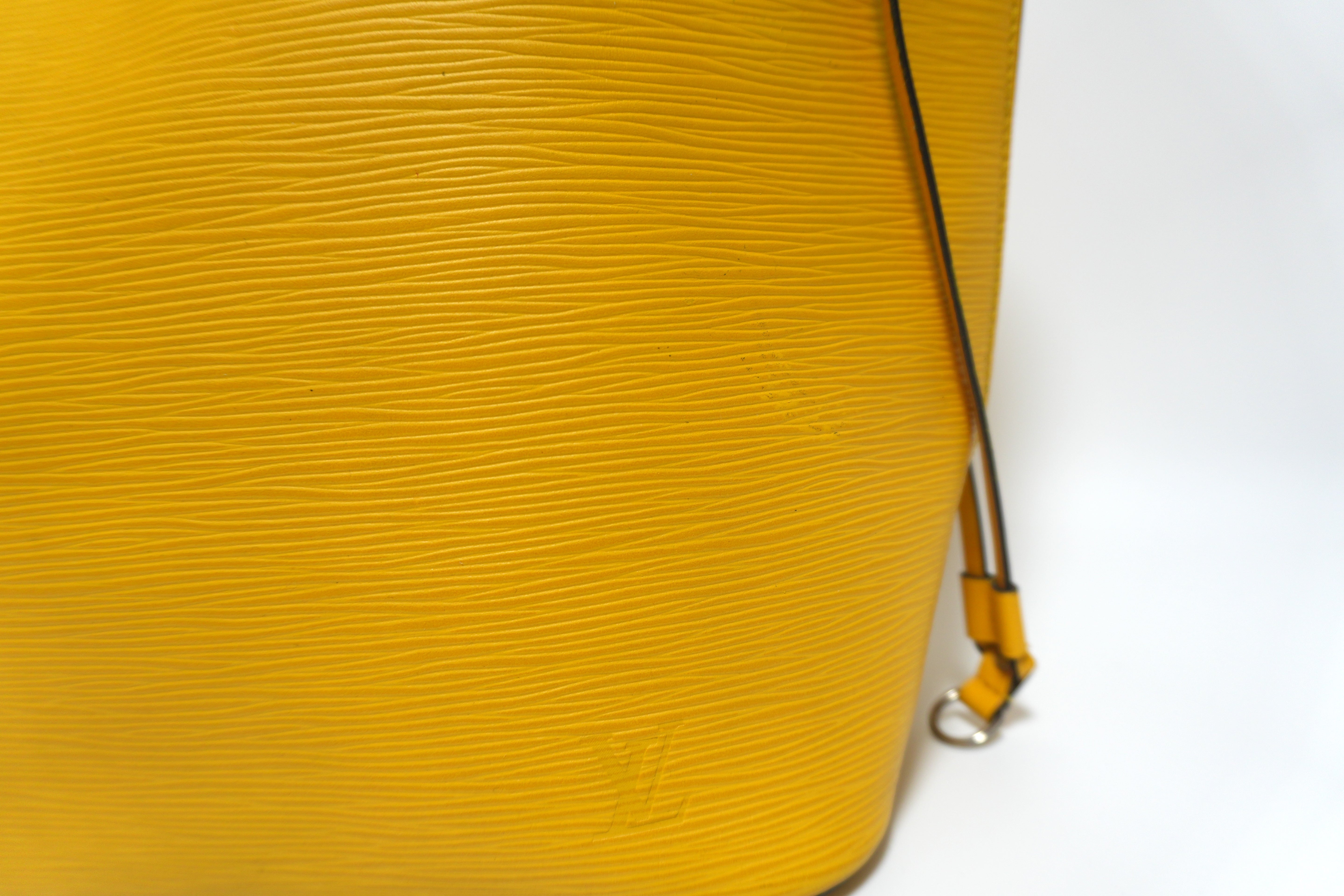 Louis Vuitton Epin Neverfull MM Shoulder Tote Bag Yellow Used