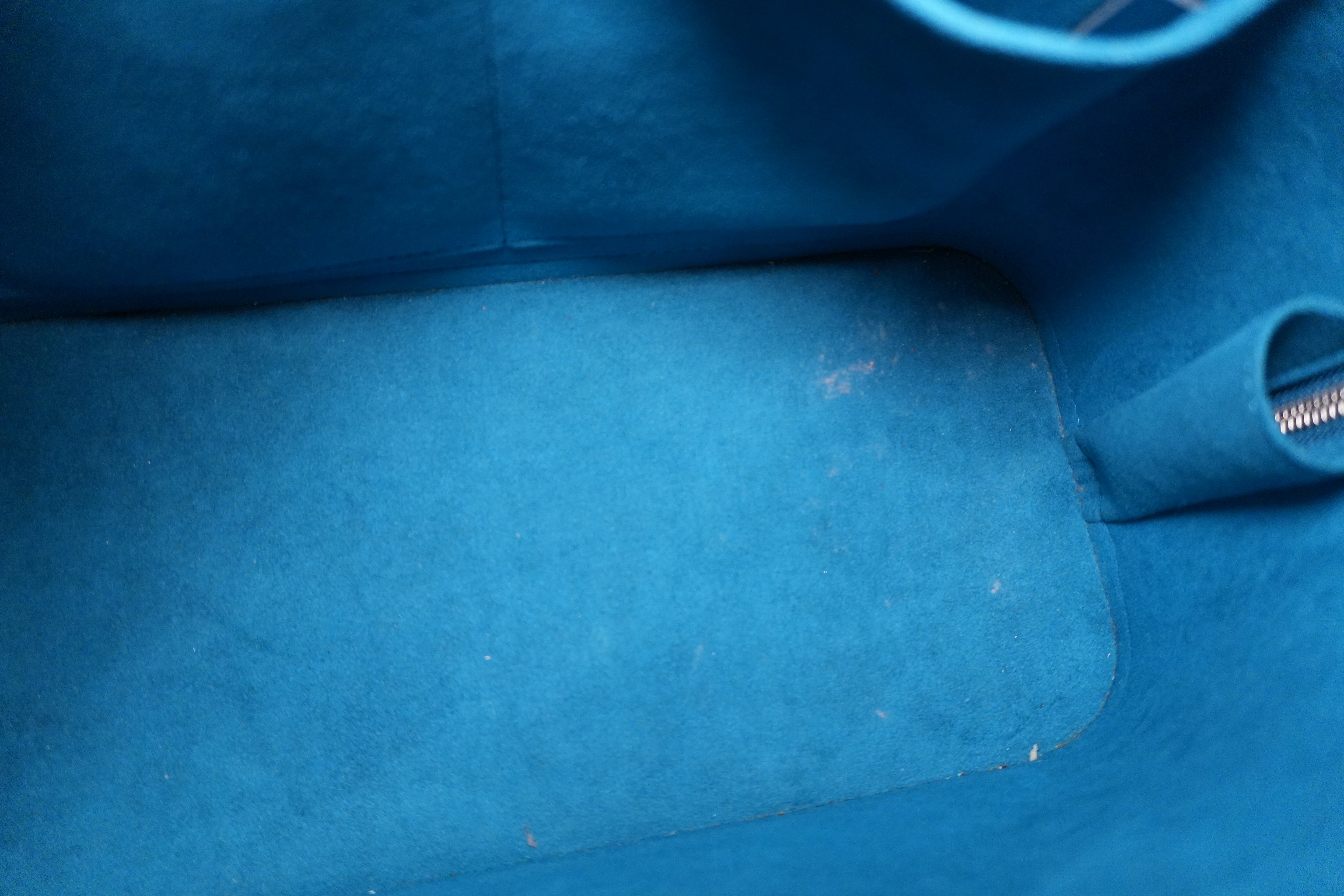 Pre-owned Louis Vuitton Epi Alma PM Cyan Handbag Teal